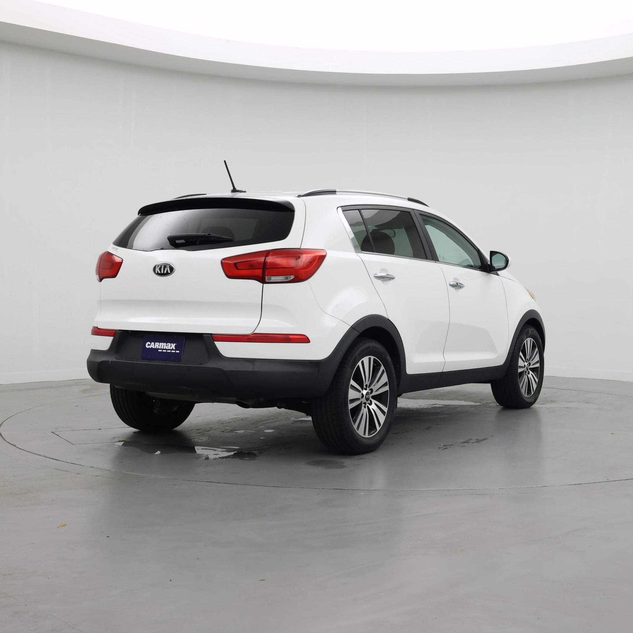 Thumbnail: 2016 Kia Sportage - 8