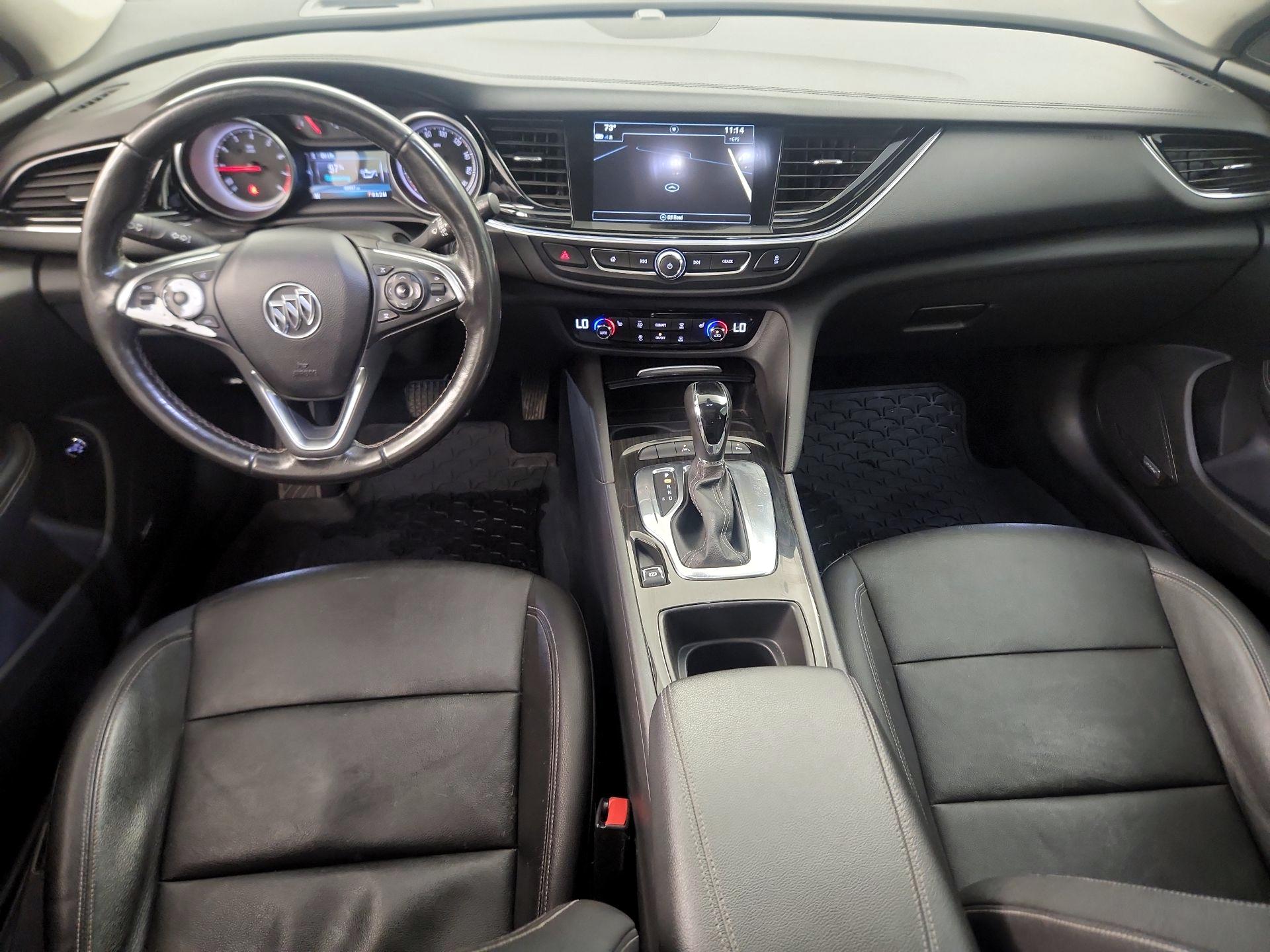 Thumbnail: 2018 Buick Regal - 9