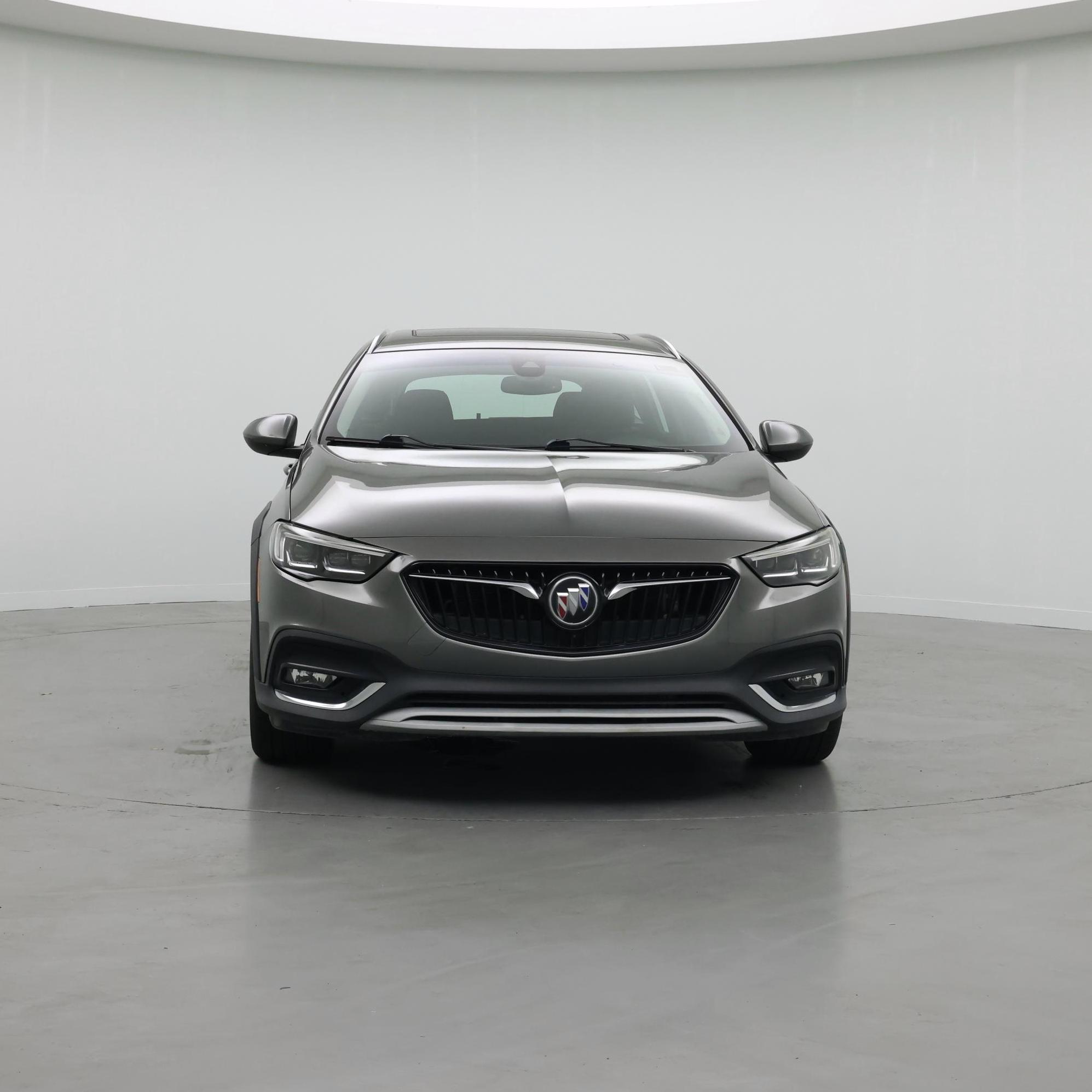 Thumbnail: 2018 Buick Regal - 5