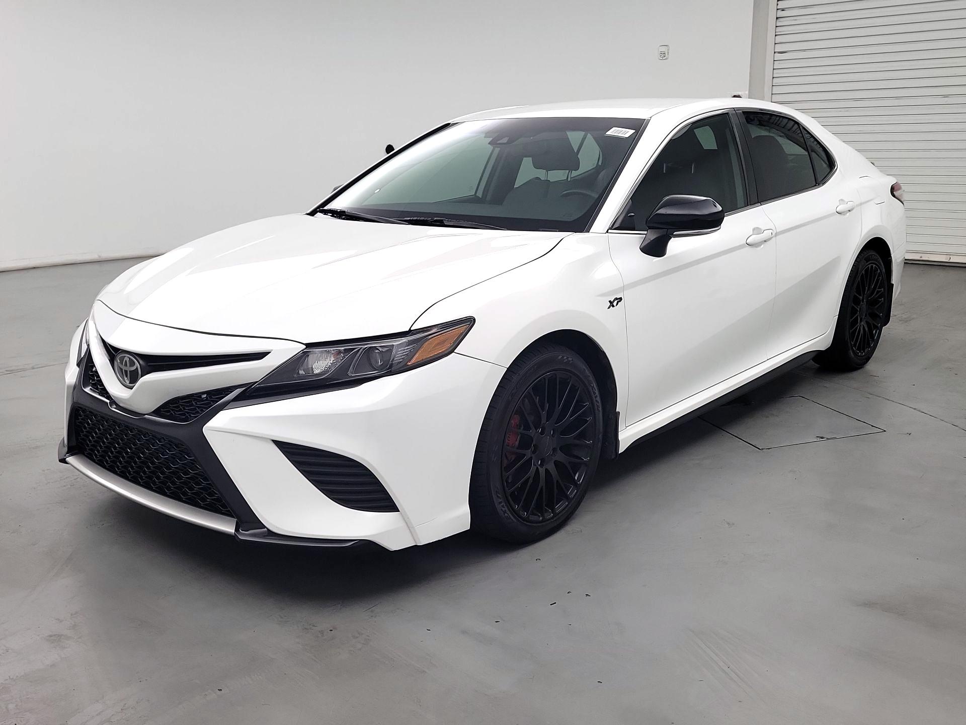 Thumbnail: 2020 Toyota Camry - 3