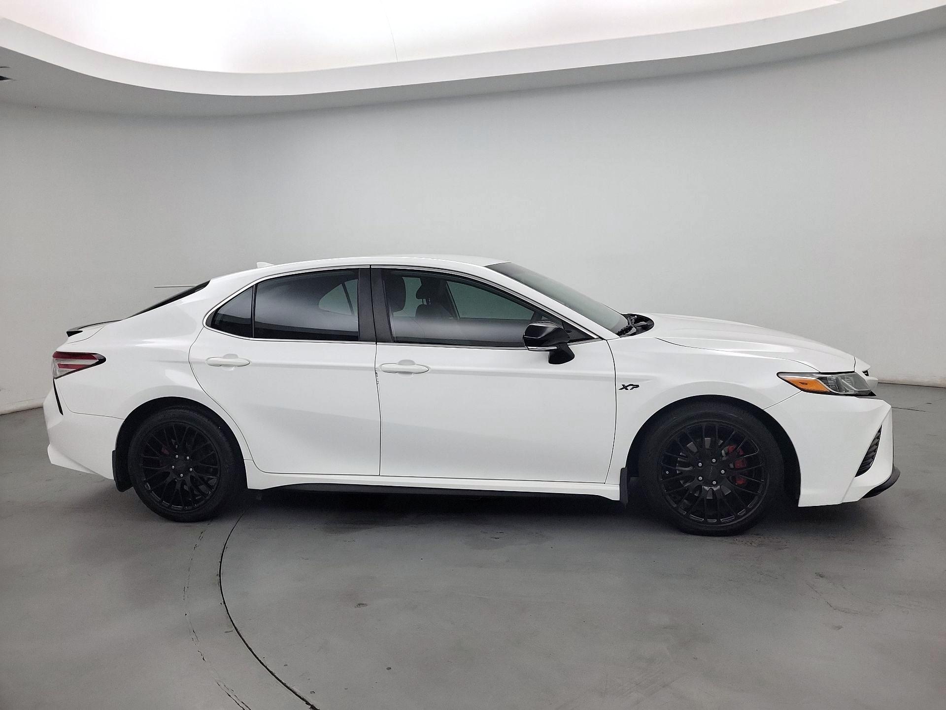Thumbnail: 2020 Toyota Camry - 4