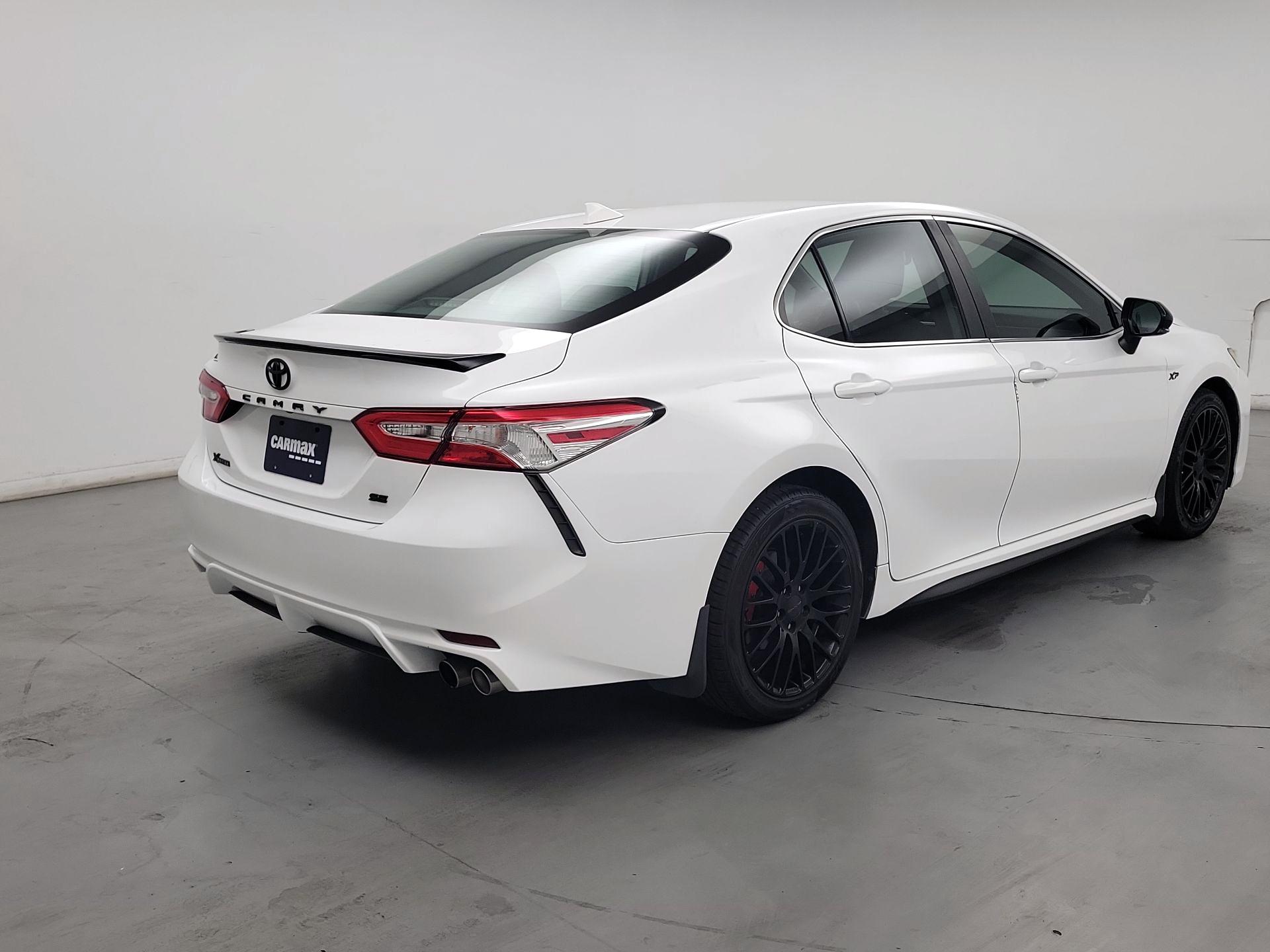 Thumbnail: 2020 Toyota Camry - 5