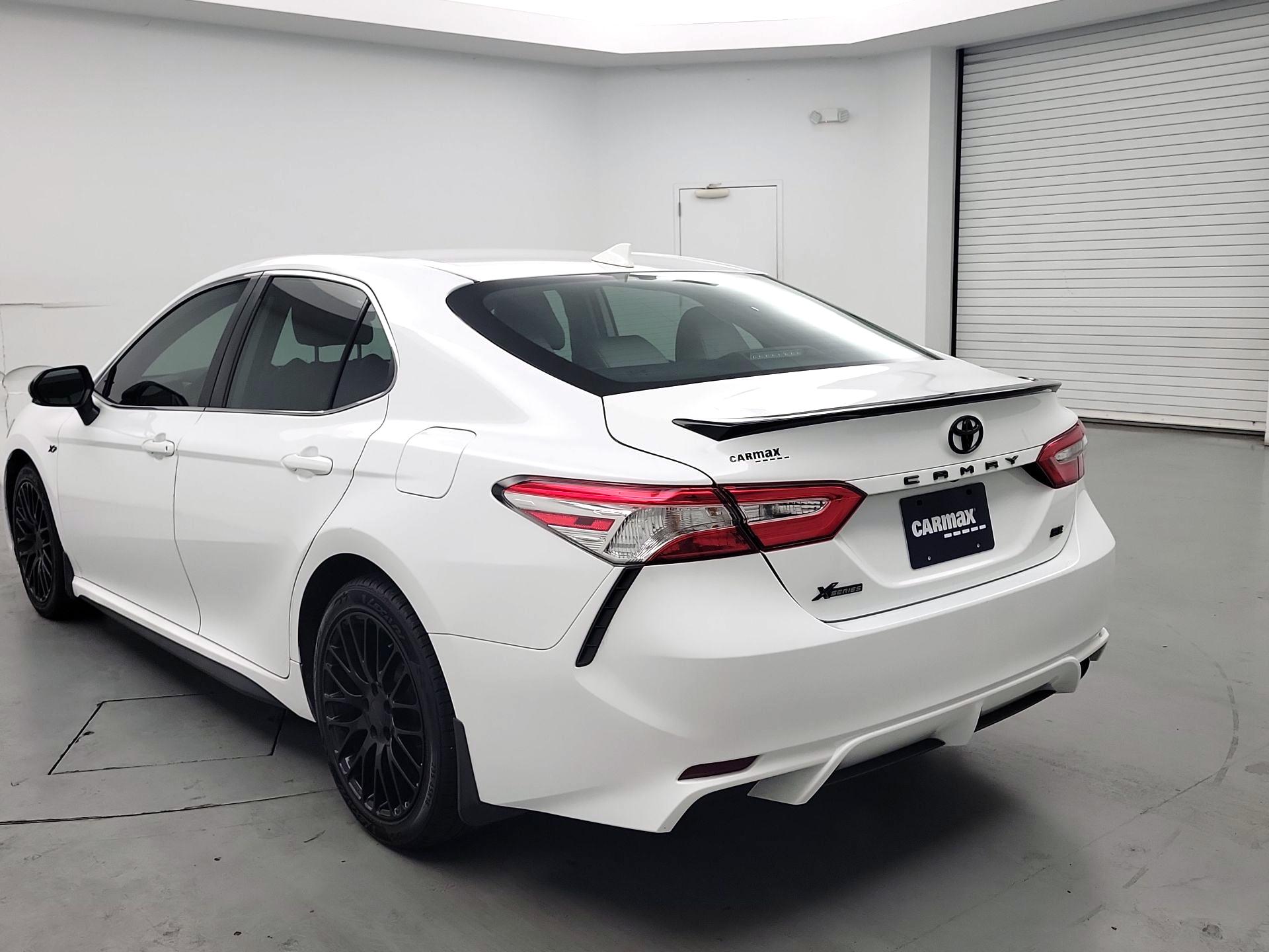 Thumbnail: 2020 Toyota Camry - 7