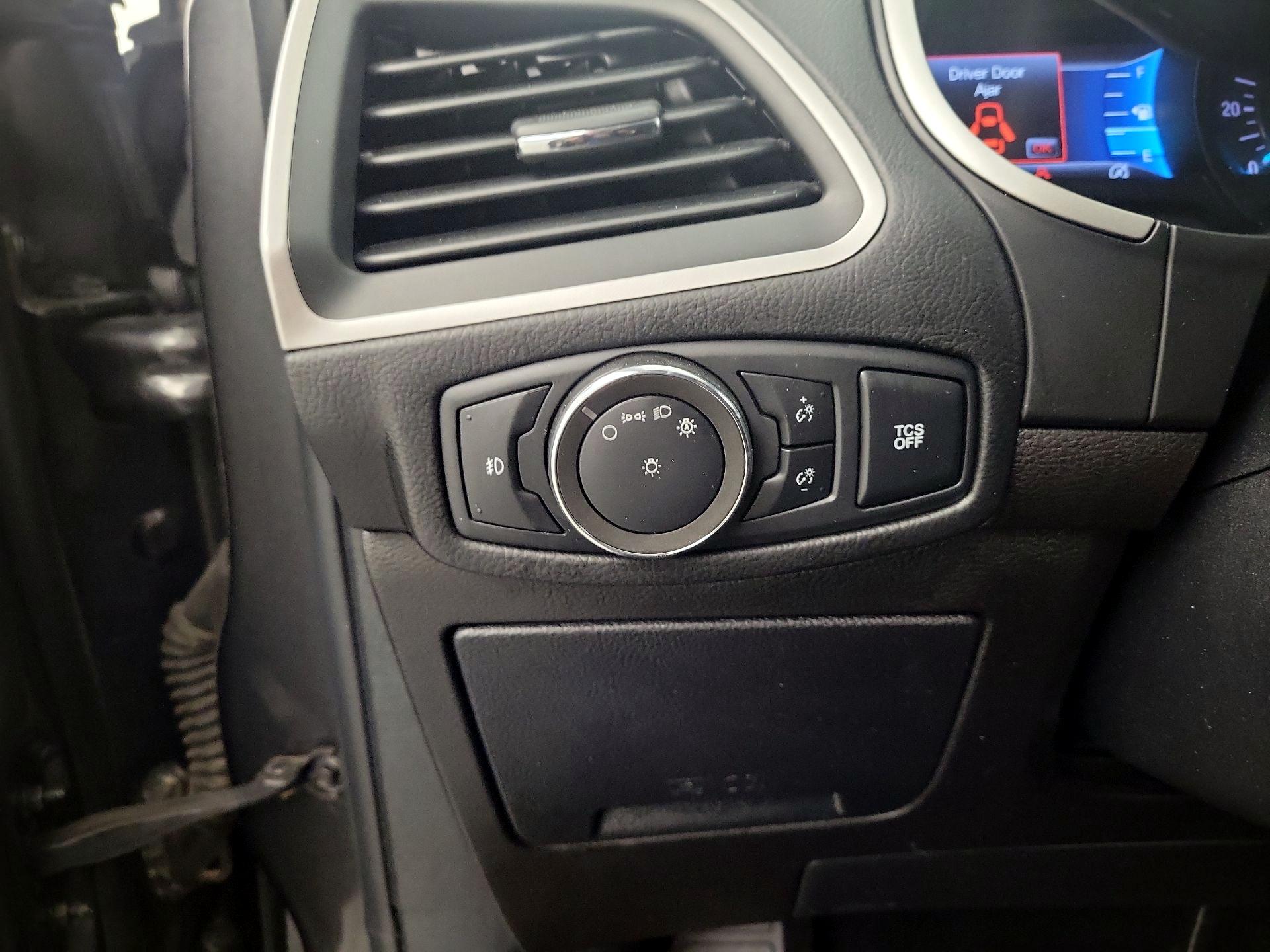 Thumbnail: 2020 Ford Edge - 11