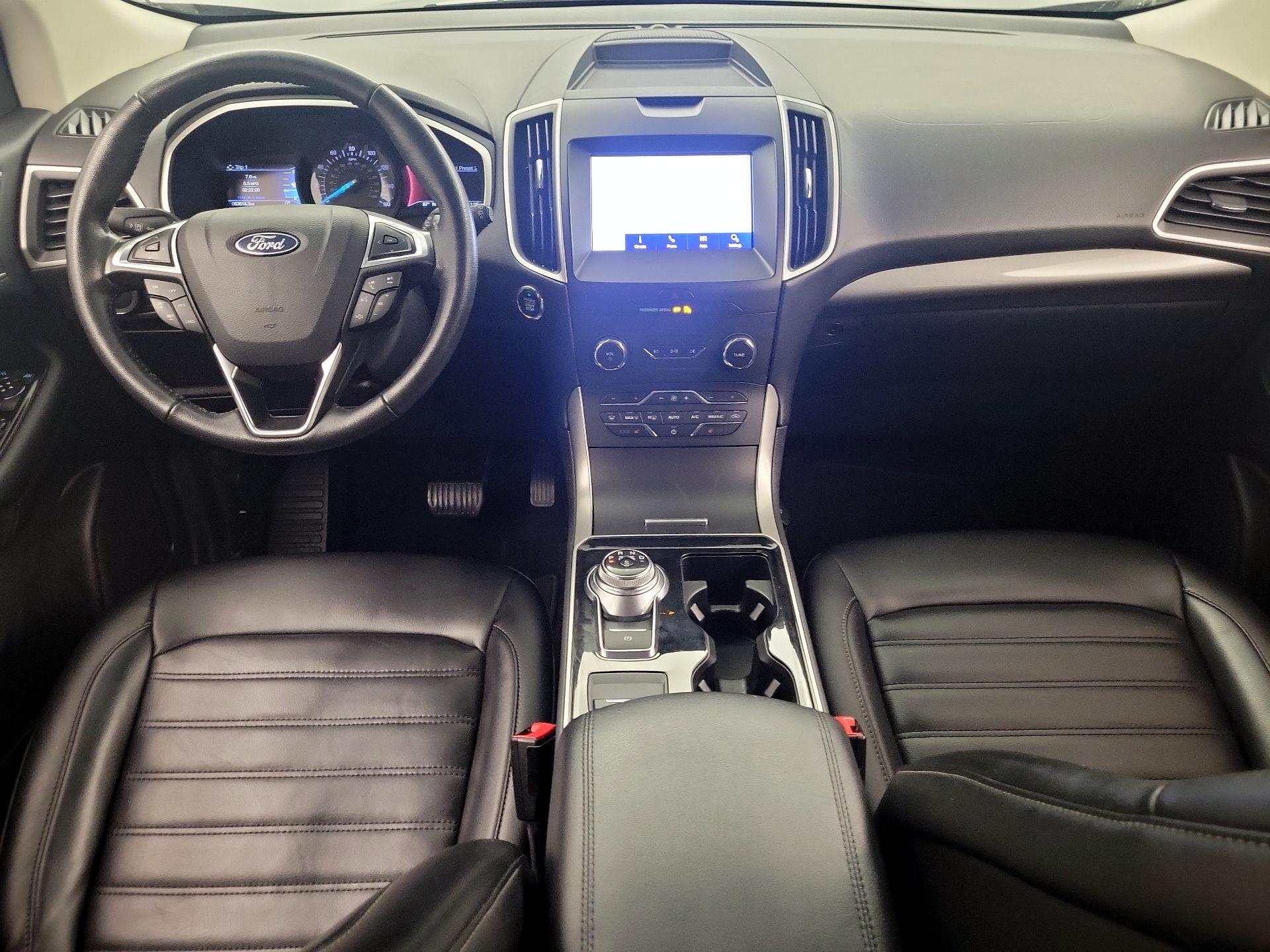 Thumbnail: 2020 Ford Edge - 8
