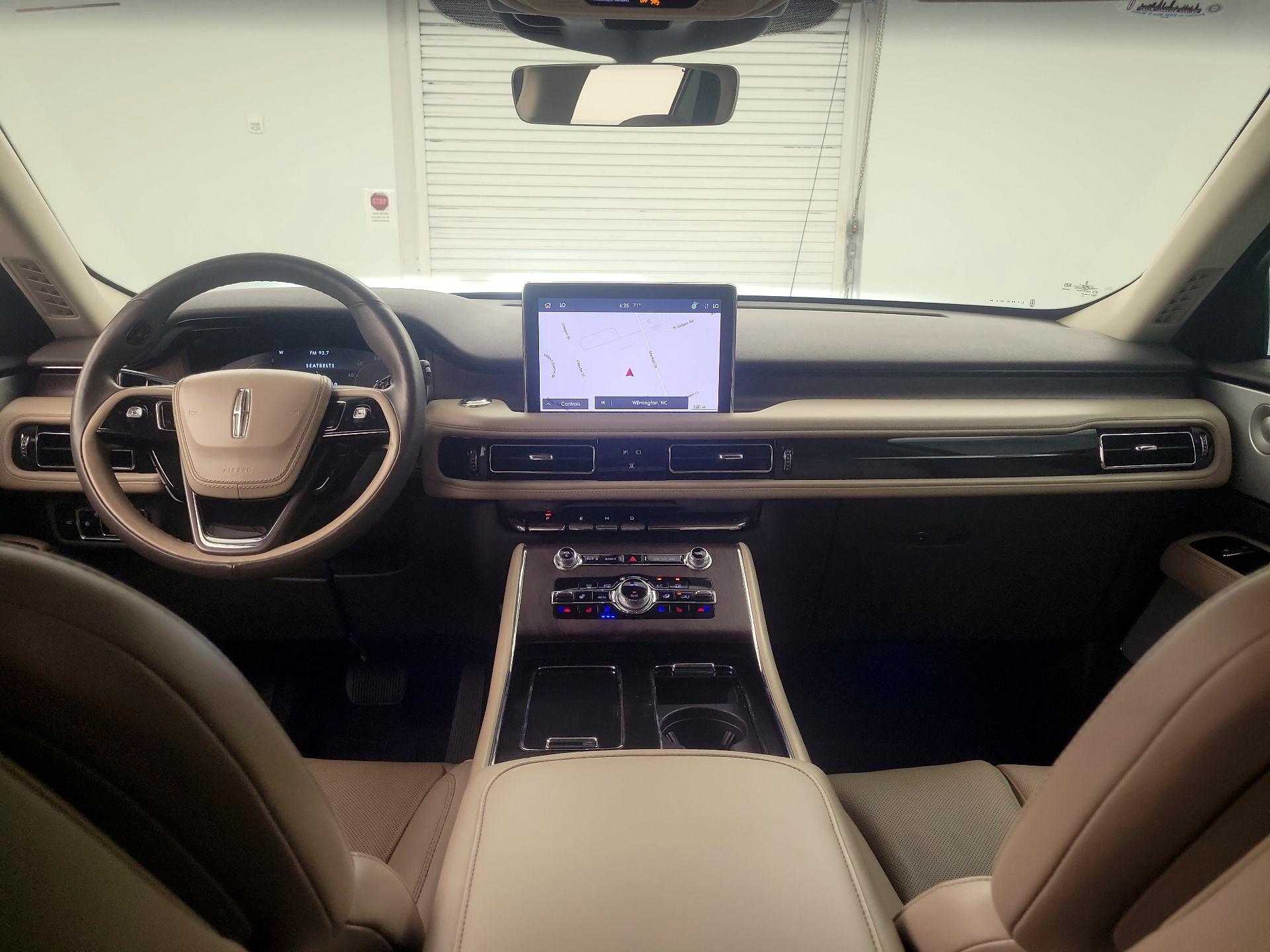 Thumbnail: 2023 Lincoln Aviator - 9