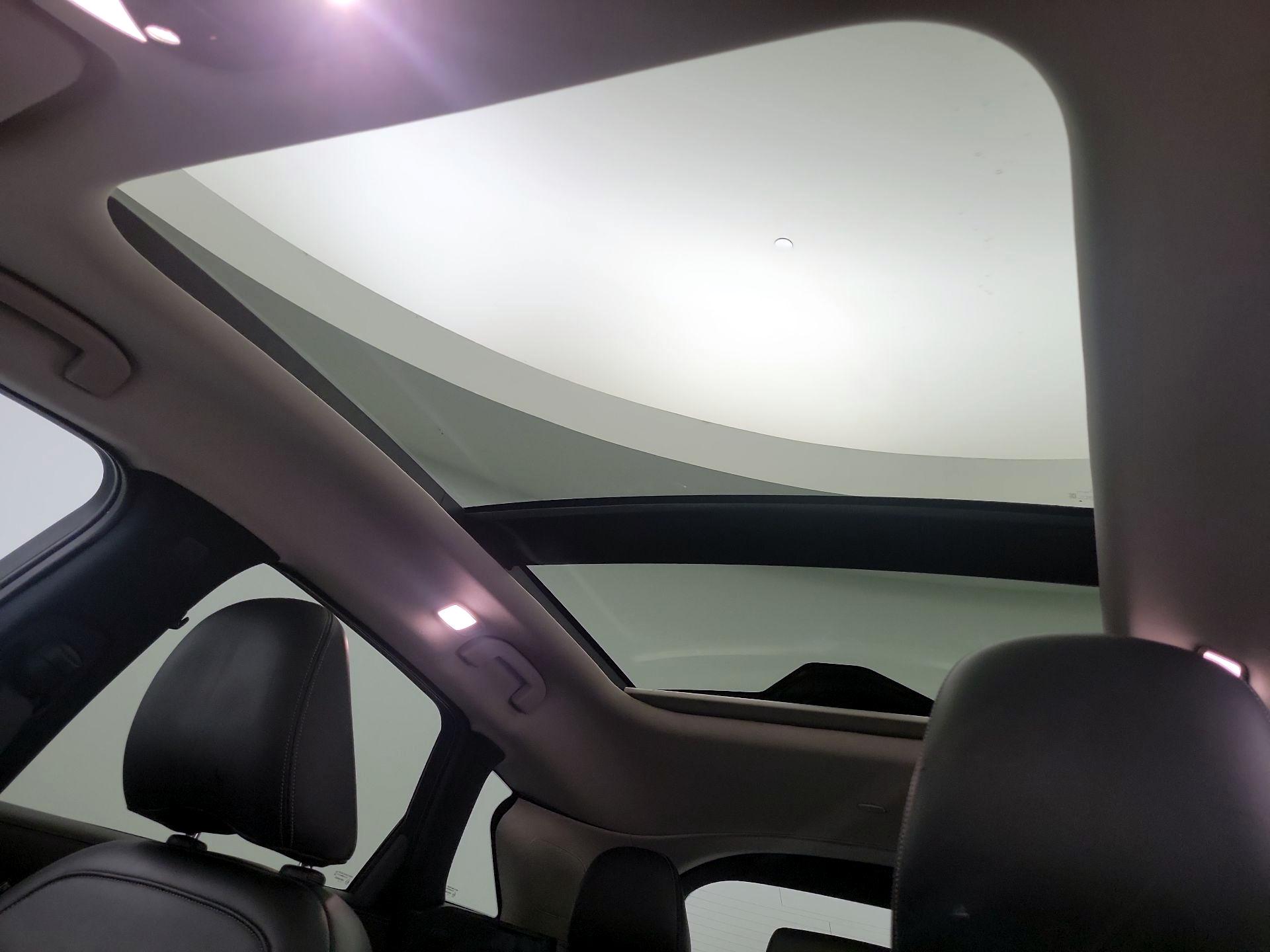 Thumbnail: 2019 INFINITI QX50 - 20