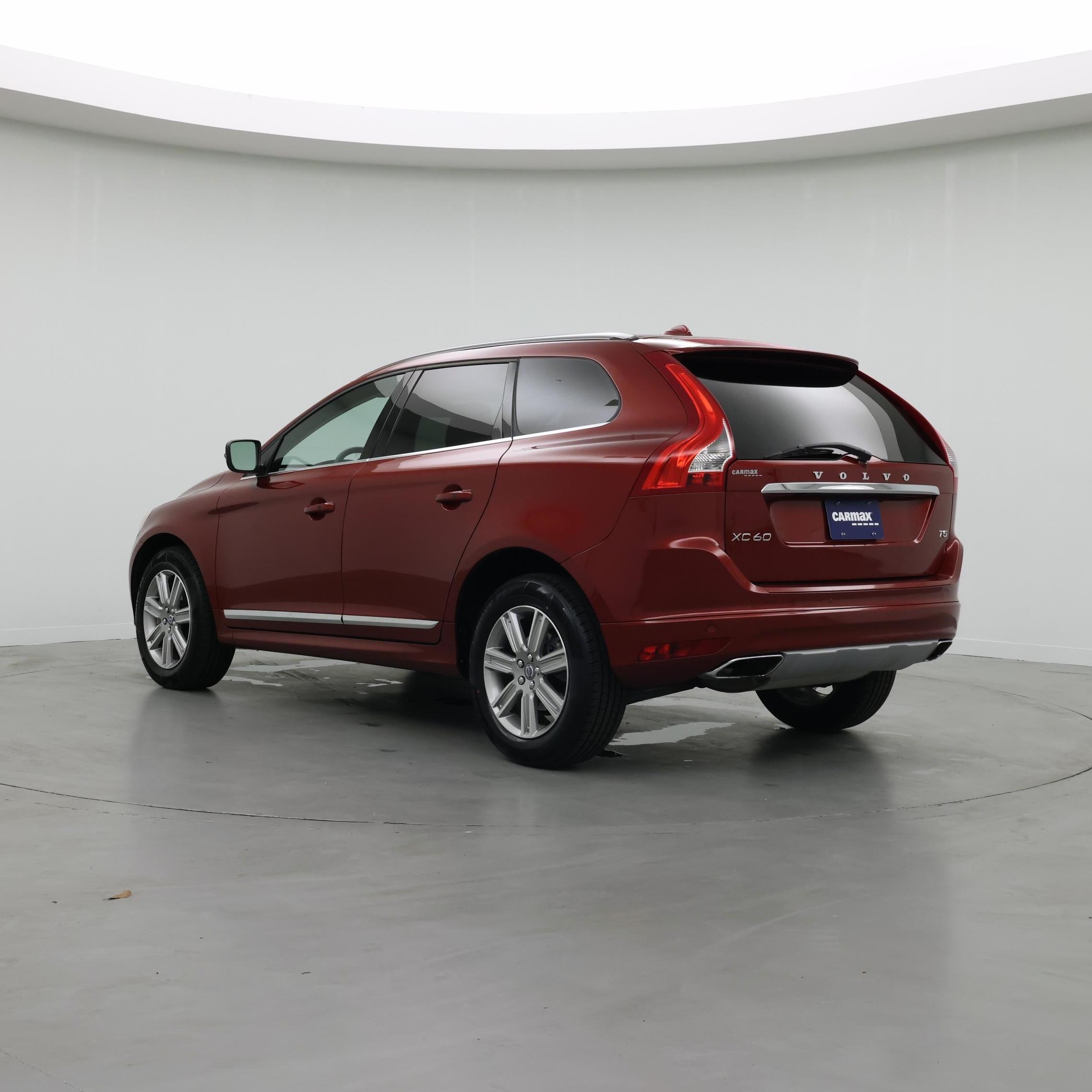 Thumbnail: 2017 Volvo XC60 - 2