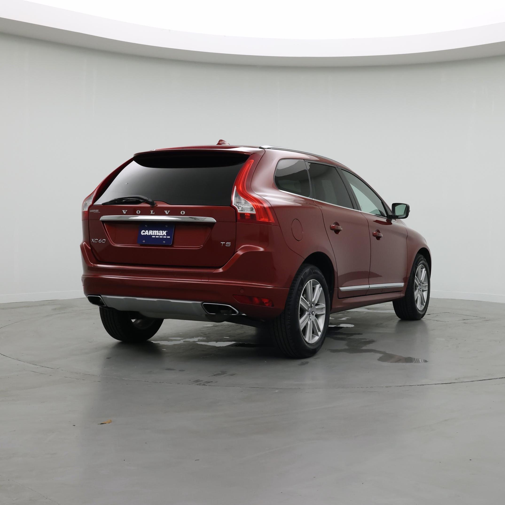 Thumbnail: 2017 Volvo XC60 - 8