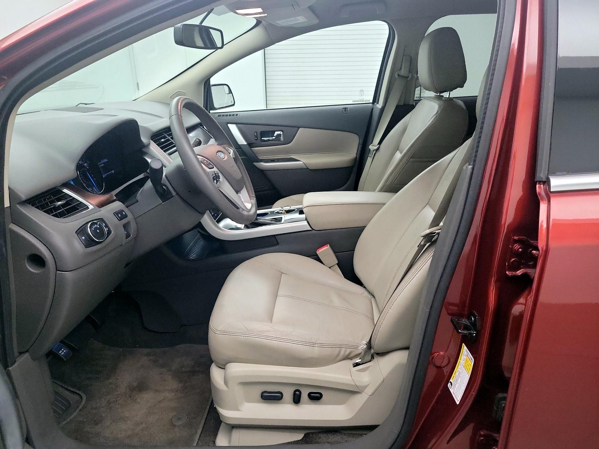 Thumbnail: 2014 Ford Edge - 11