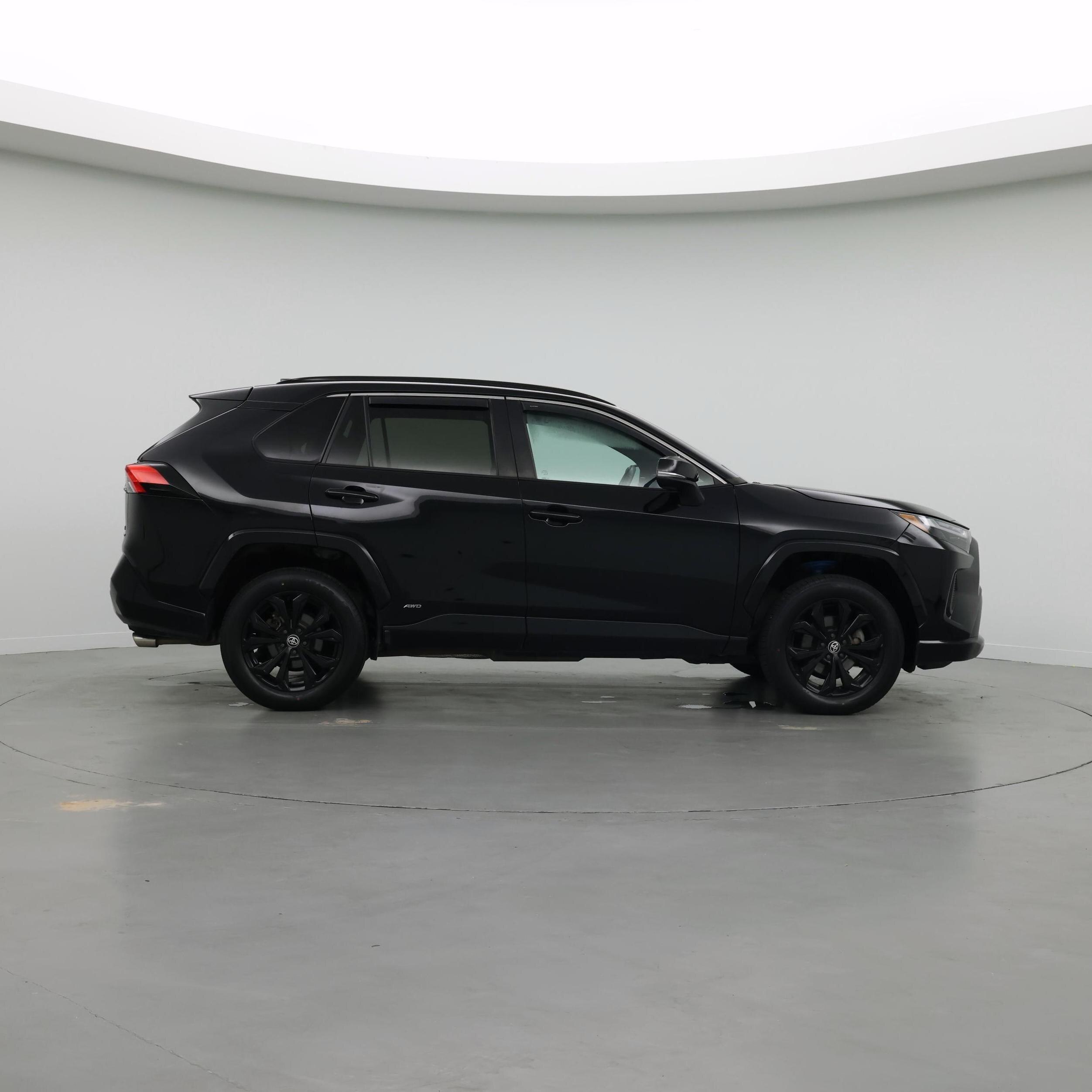 Thumbnail: 2022 Toyota RAV4 - 7