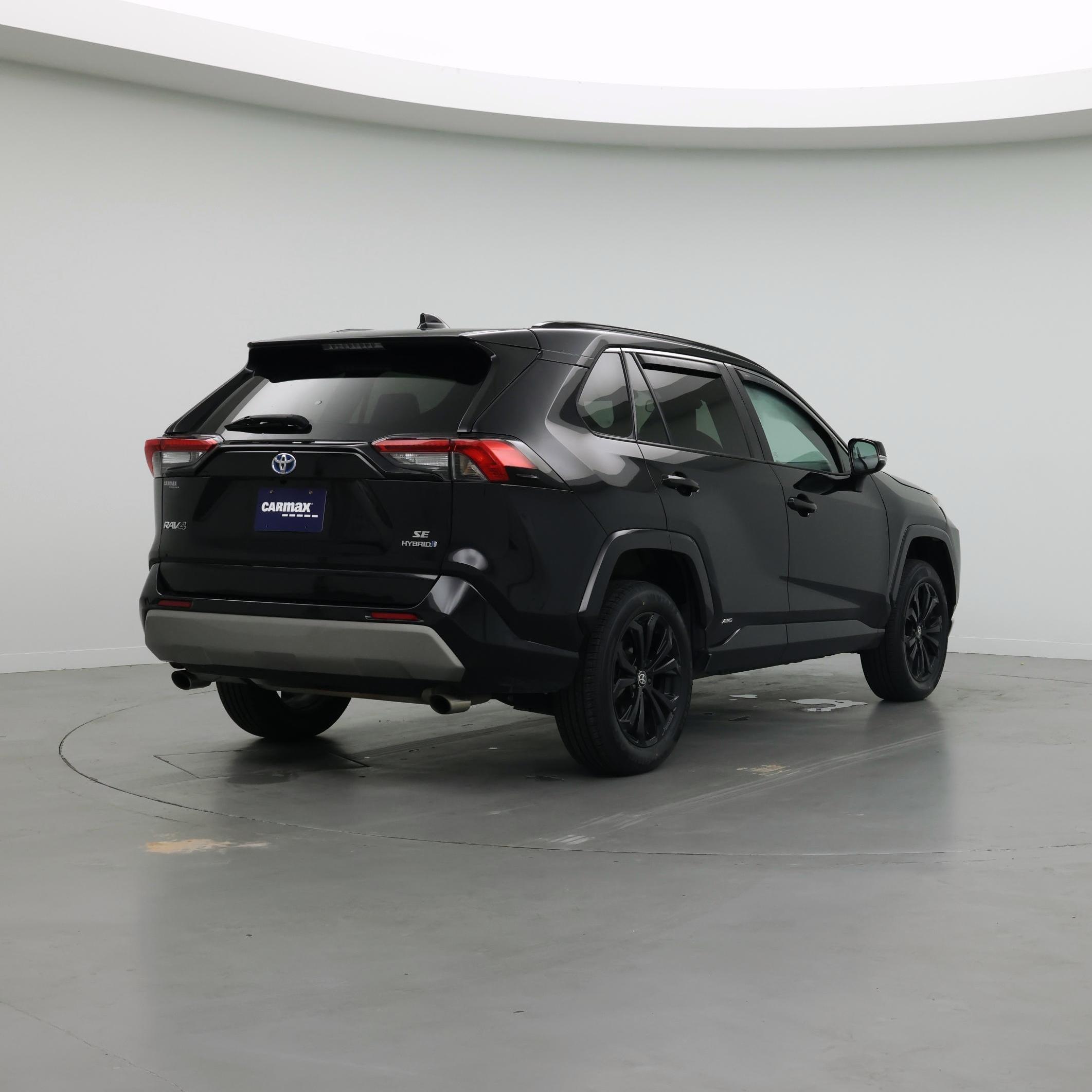 Thumbnail: 2022 Toyota RAV4 - 8
