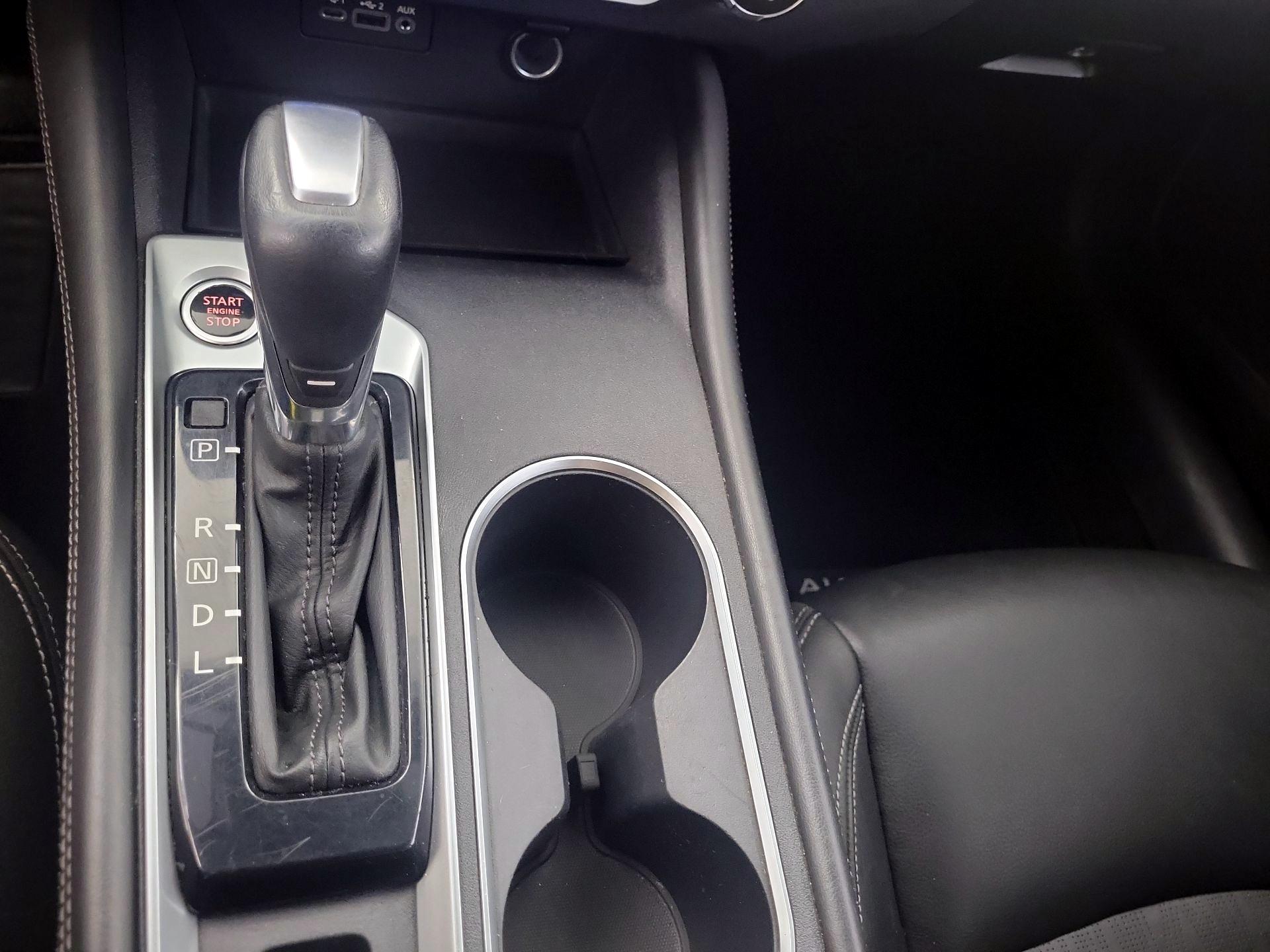 Thumbnail: 2019 Nissan Altima - 17