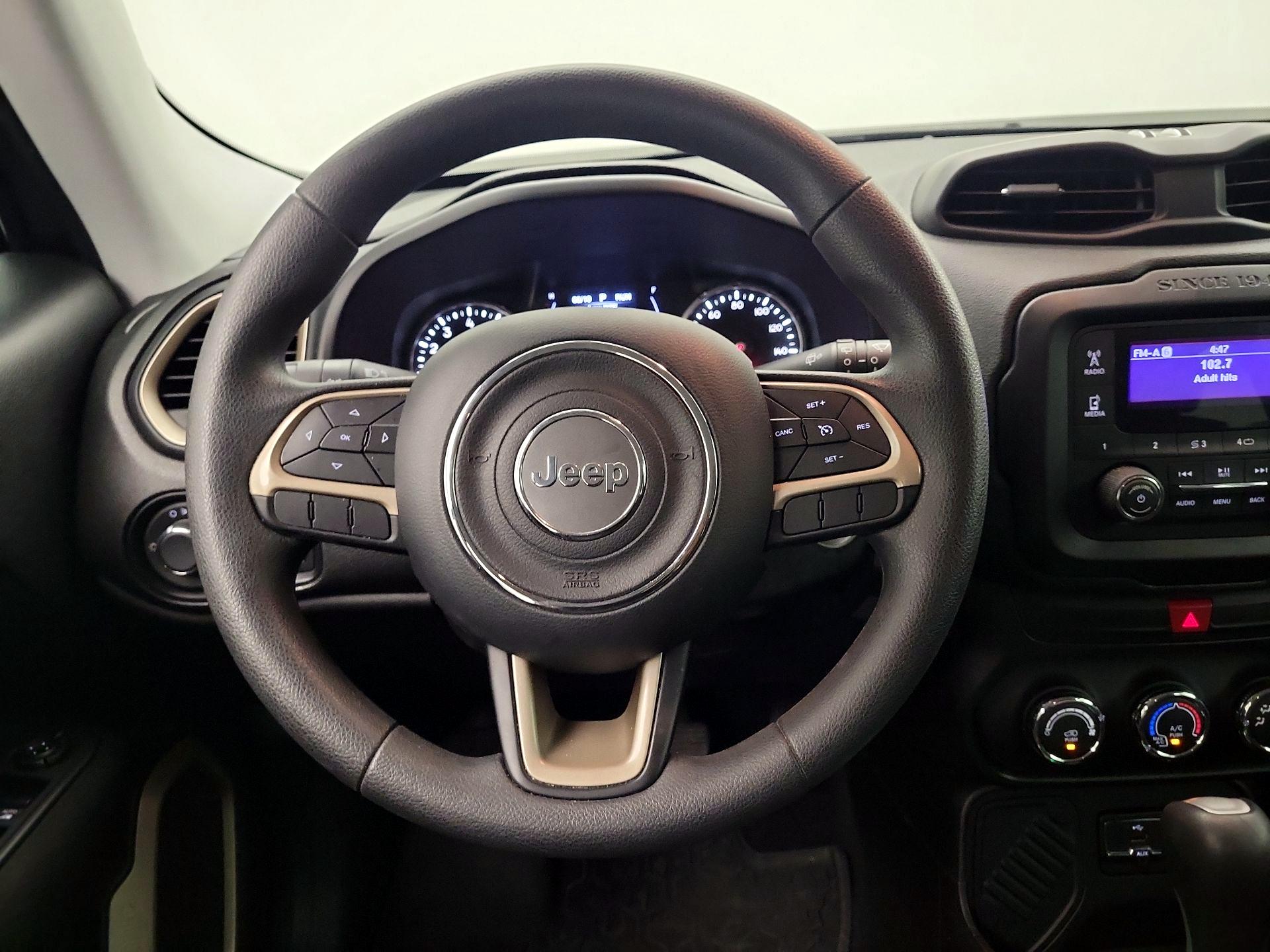 Thumbnail: 2017 Jeep Renegade - 10