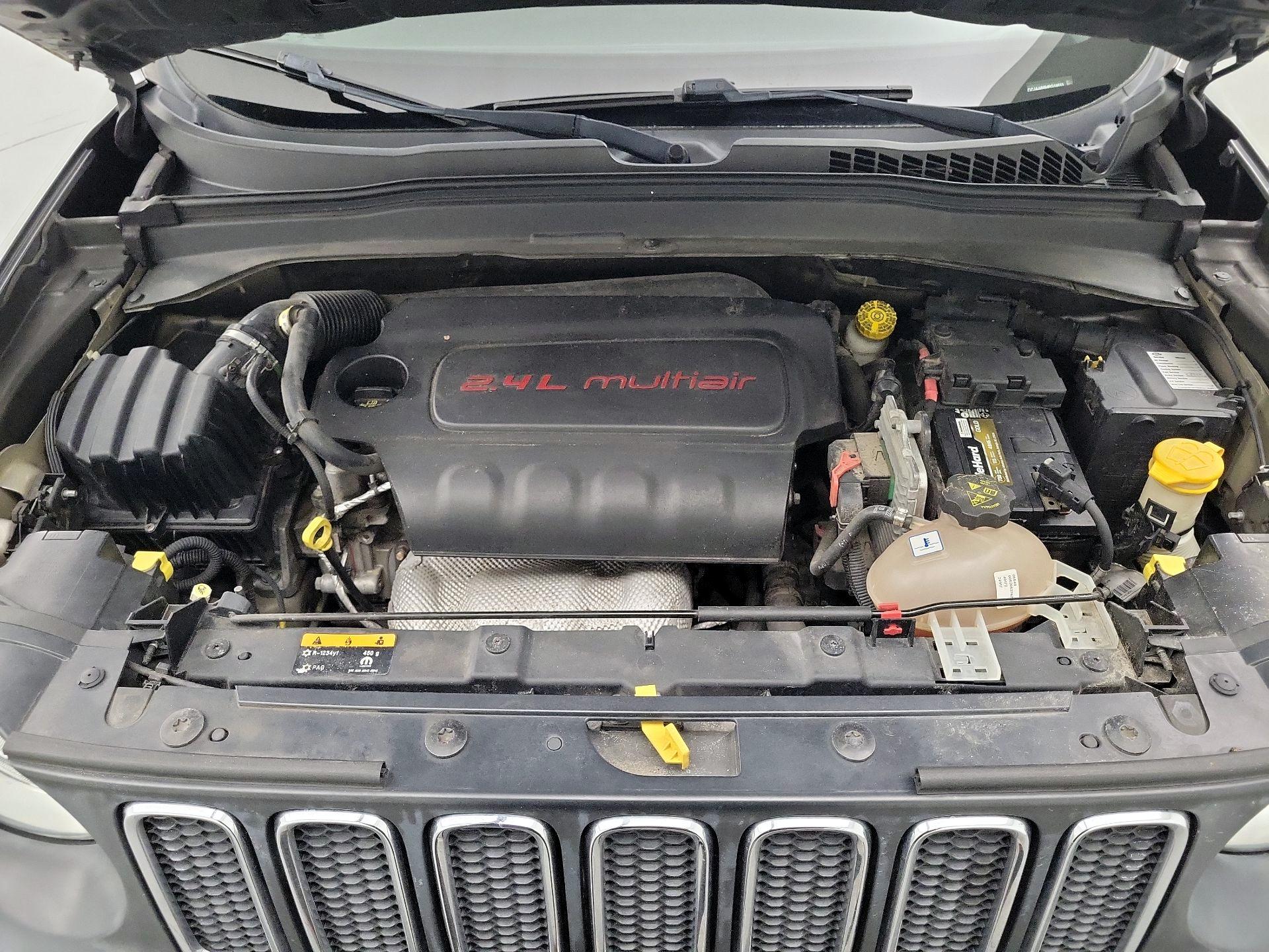 Thumbnail: 2017 Jeep Renegade - 20
