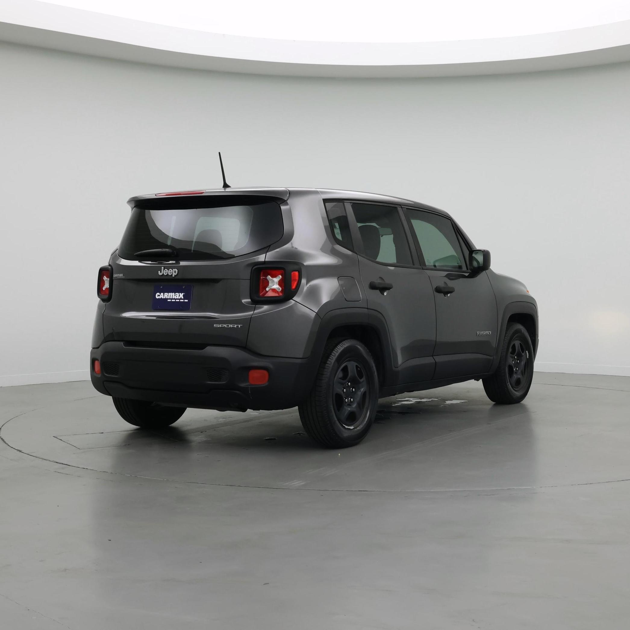 Thumbnail: 2017 Jeep Renegade - 8
