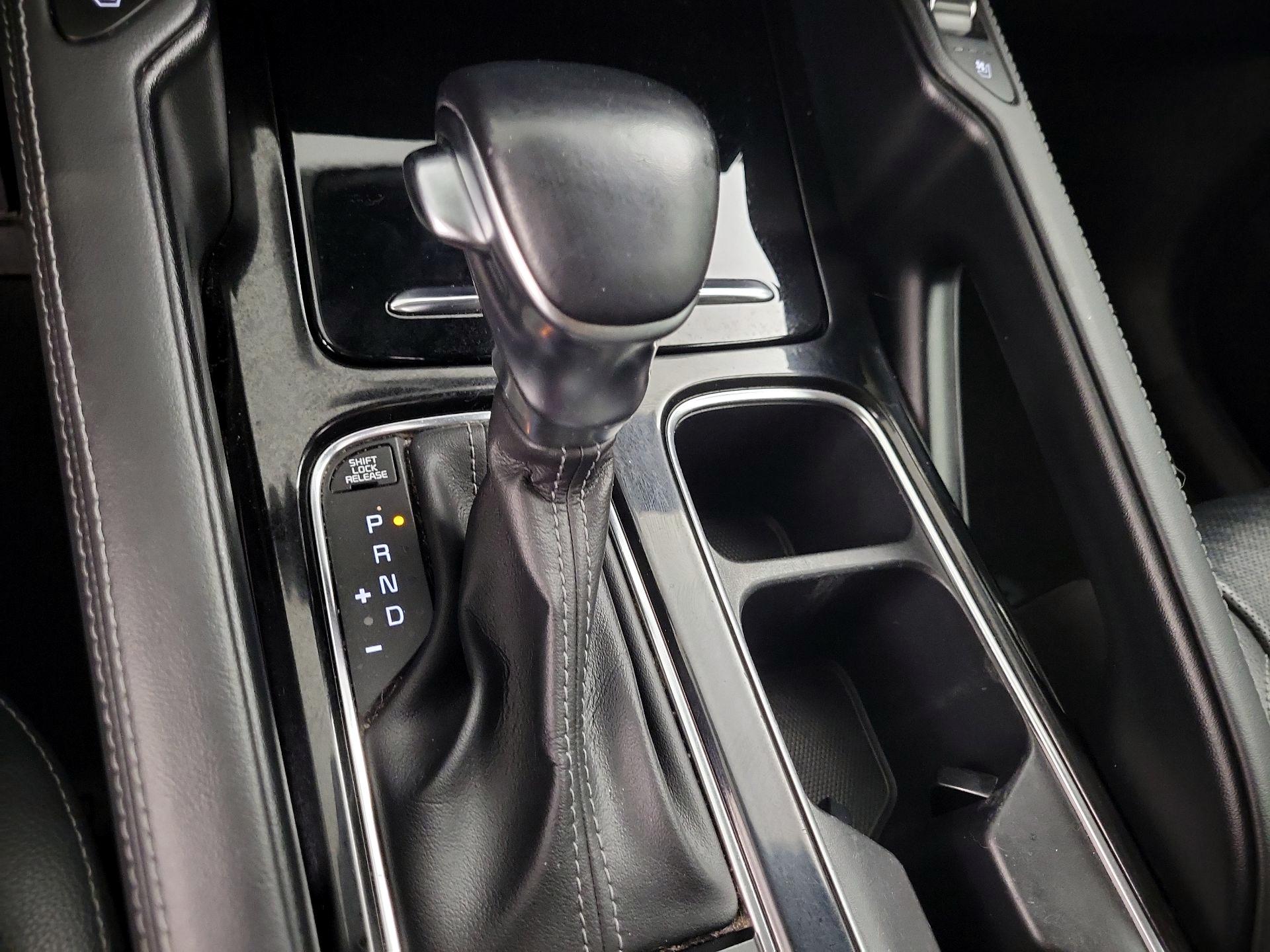 Thumbnail: 2022 Kia Telluride - 18