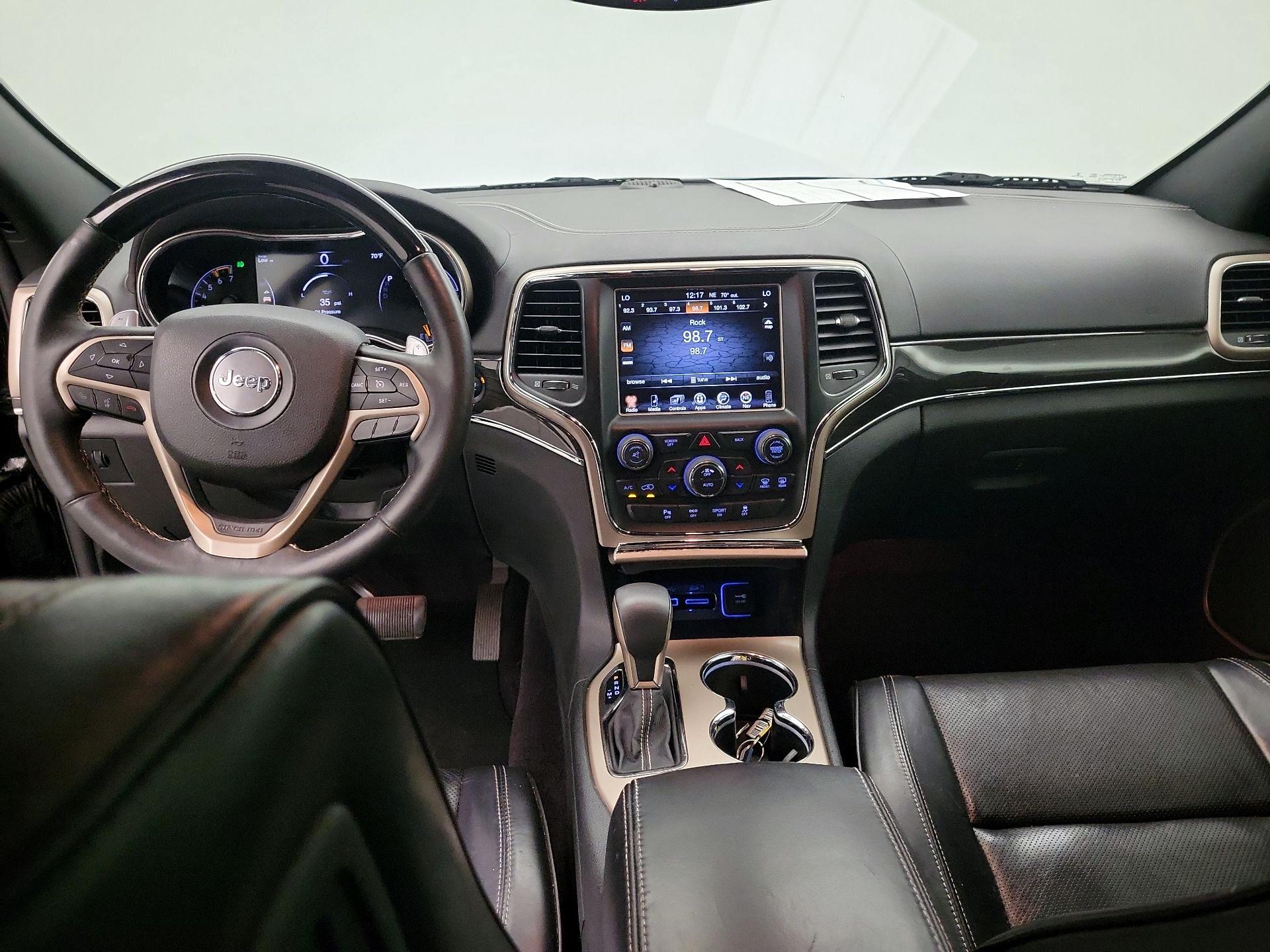 Thumbnail: 2017 Jeep Grand Cherokee - 9