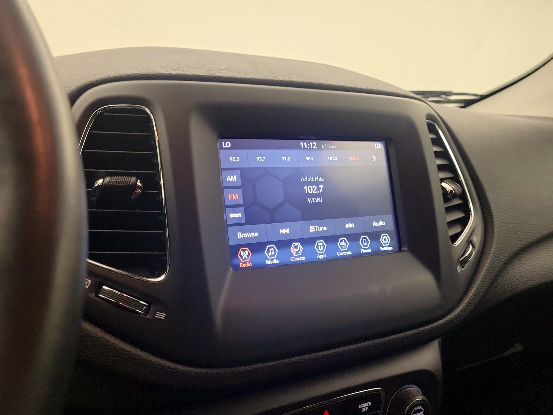 Thumbnail: 2021 Jeep Compass - 15