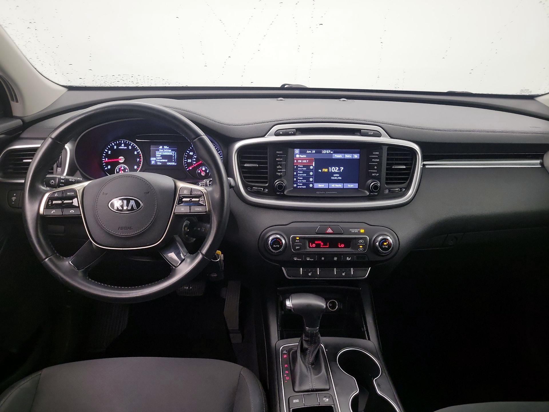Thumbnail: 2019 Kia Sorento - 9