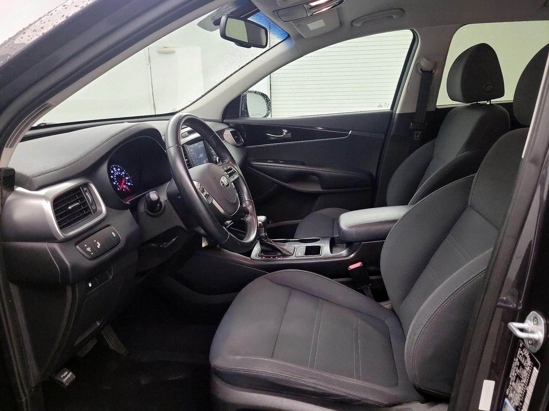 Thumbnail: 2019 Kia Sorento - 11