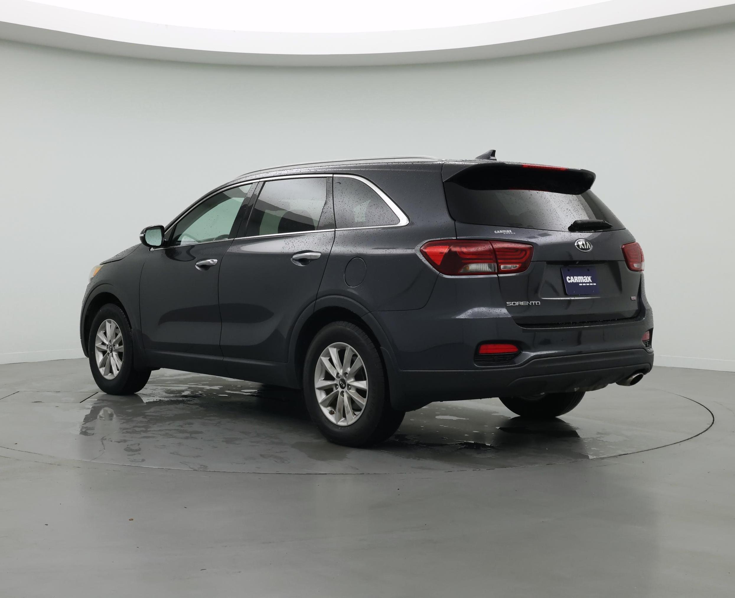 Thumbnail: 2019 Kia Sorento - 2