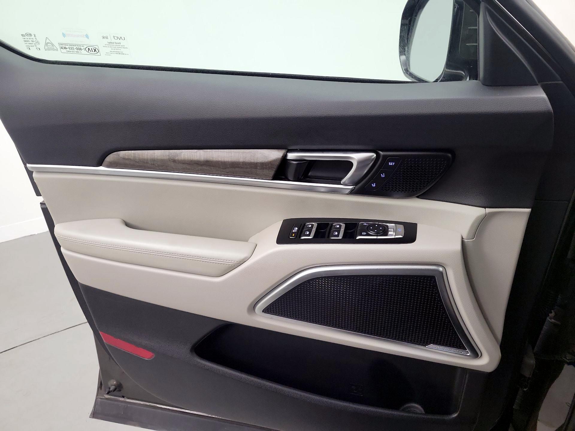 Thumbnail: 2020 Kia Telluride - 12