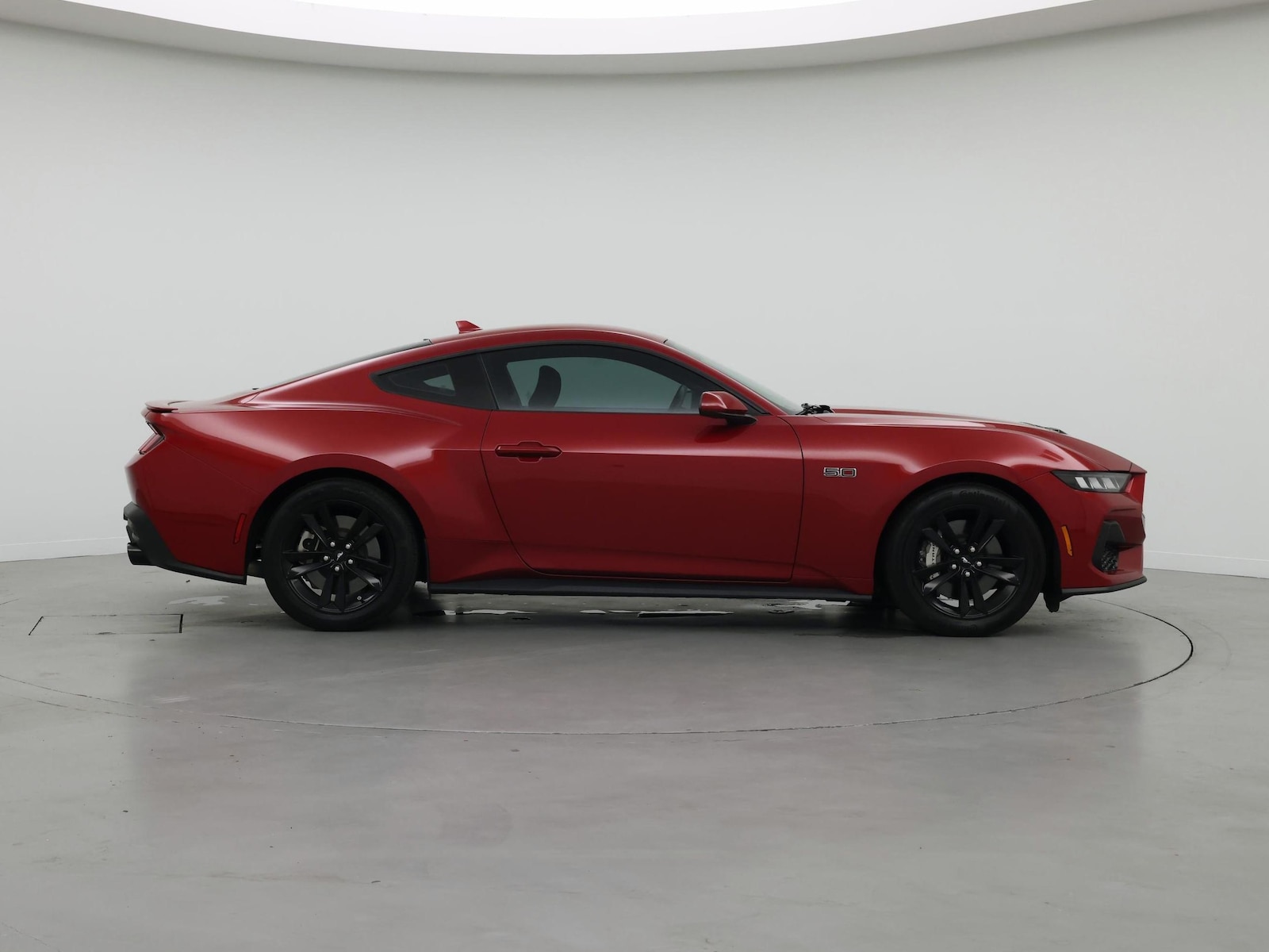 2024 Ford Mustang GT - Photo 8
