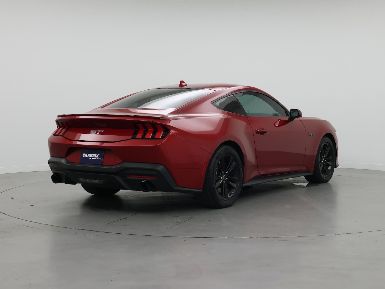 2024 Ford Mustang GT - Photo 9