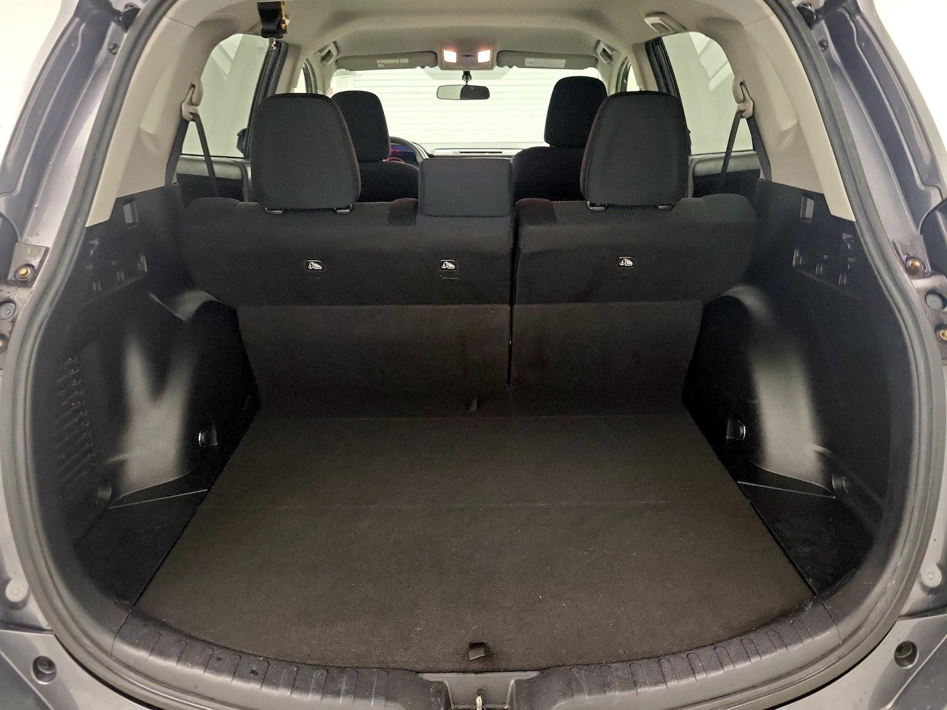 Thumbnail: 2016 Toyota RAV4 - 20