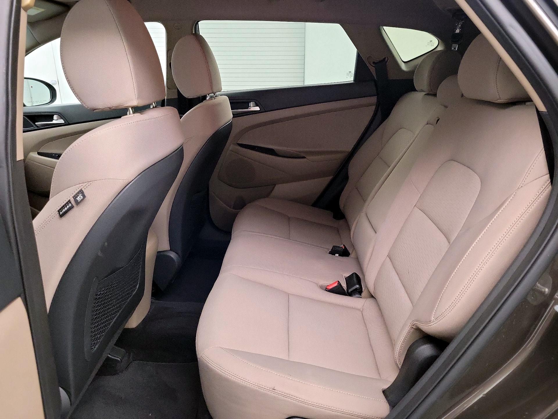 Thumbnail: 2020 Hyundai Tucson - 18