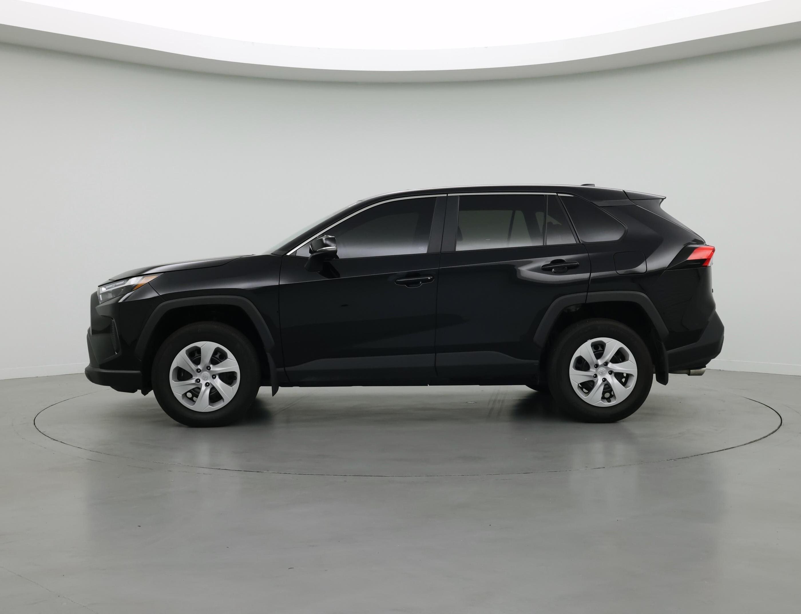 Thumbnail: 2025 Toyota RAV4 - 3