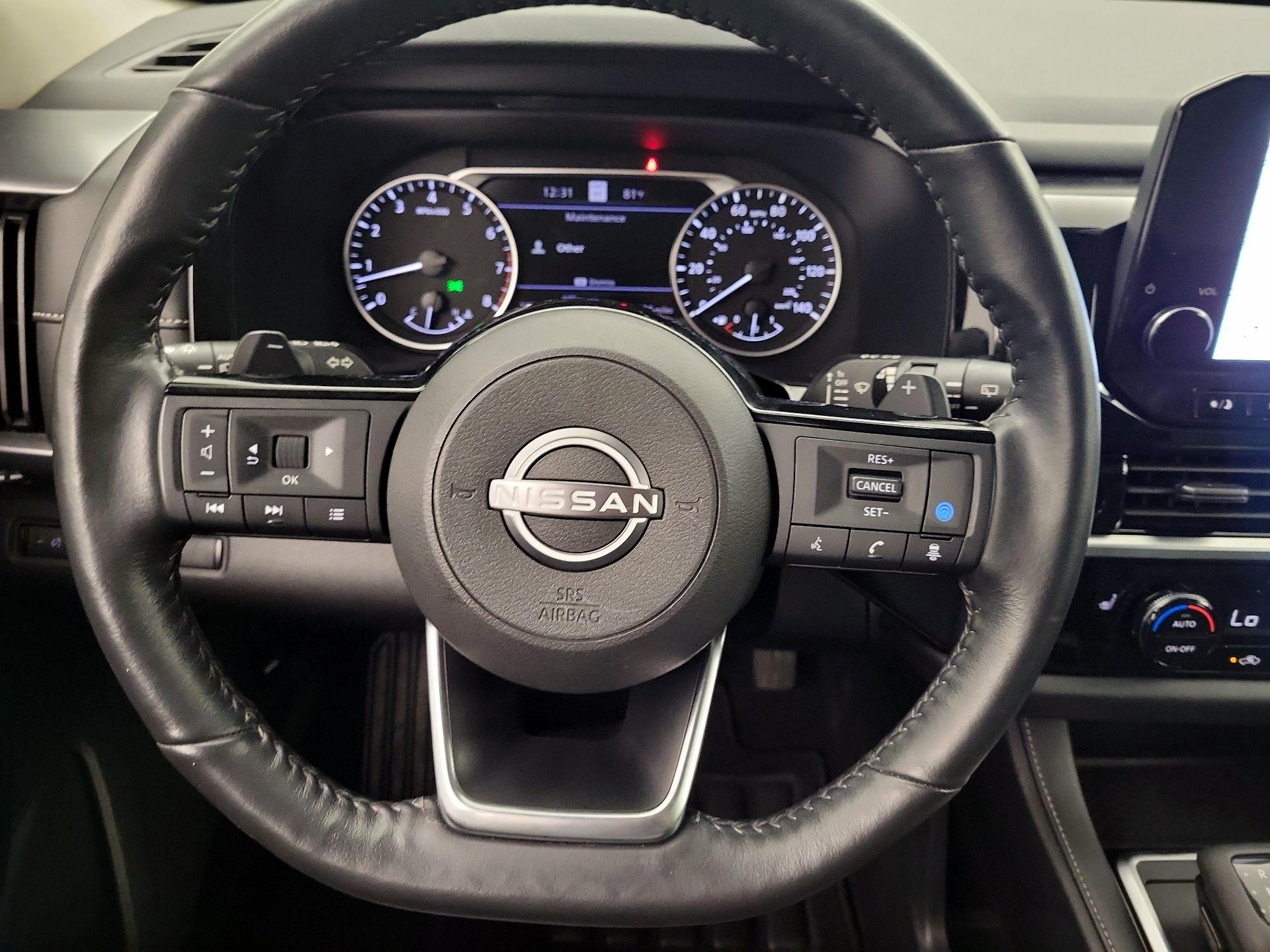 Thumbnail: 2023 Nissan Pathfinder - 10
