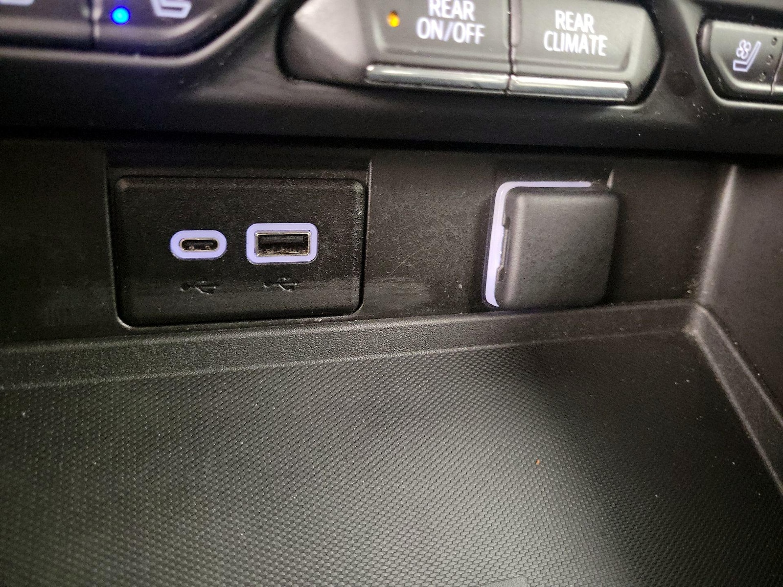 2023 GMC Yukon SLT - Photo 20