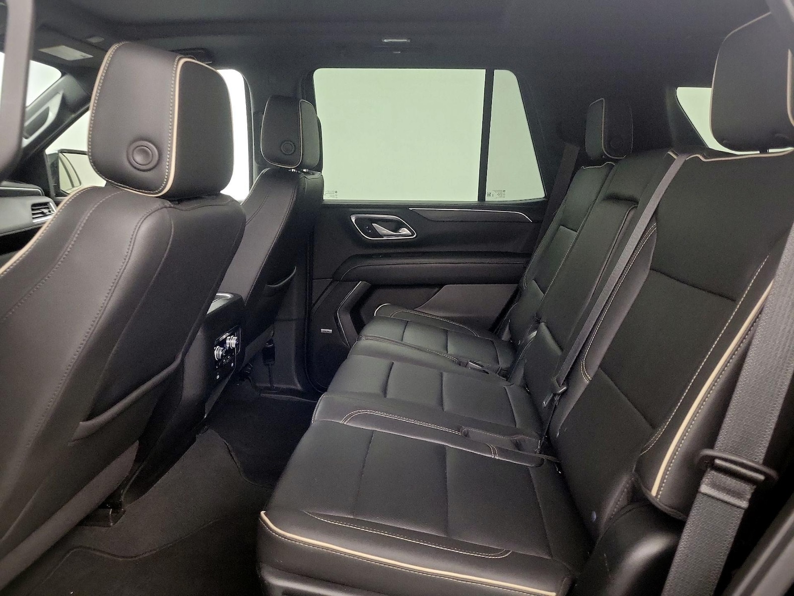 2023 GMC Yukon SLT - Photo 22