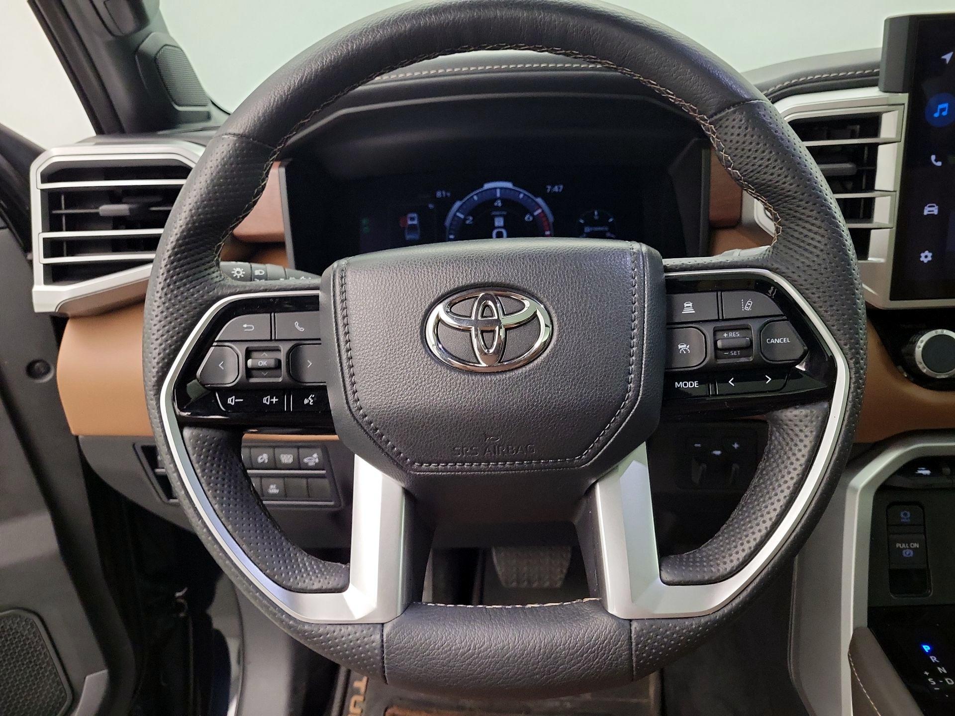Thumbnail: 2024 Toyota Tundra - 10