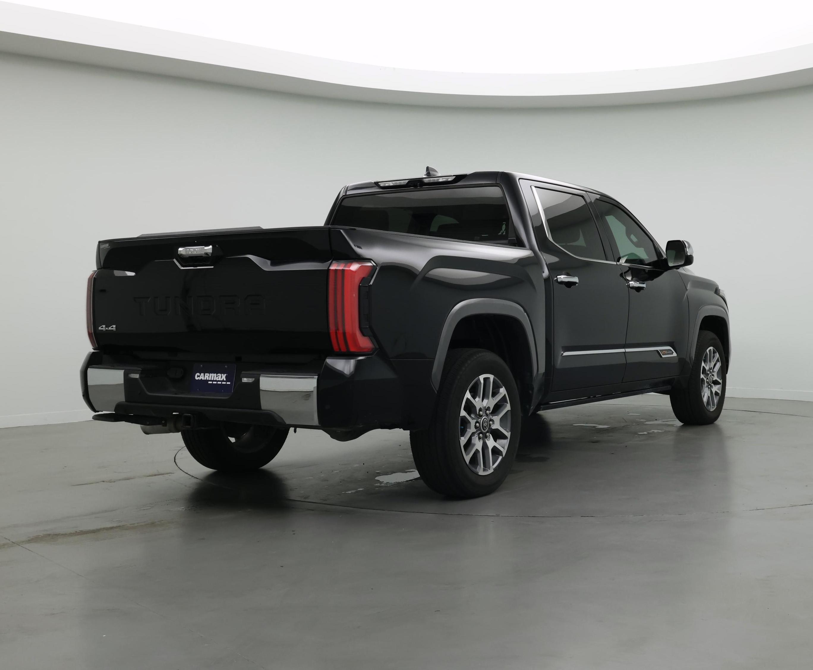Thumbnail: 2024 Toyota Tundra - 8