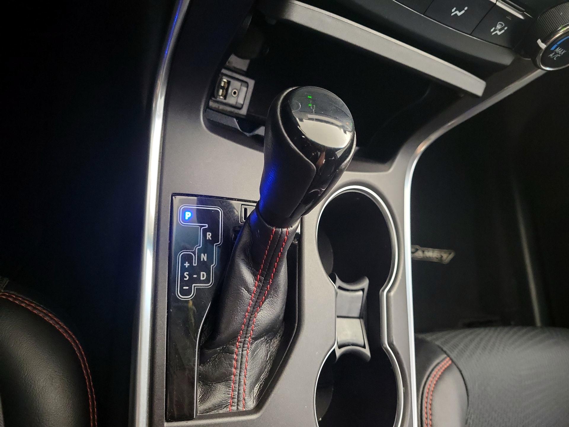 Thumbnail: 2017 Toyota Camry - 17