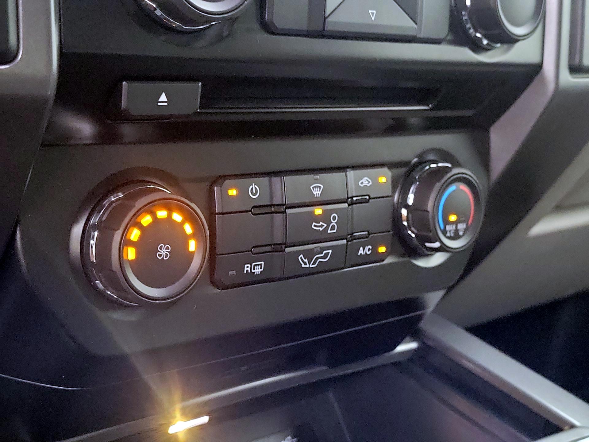 Thumbnail: 2015 Ford F-150 - 16