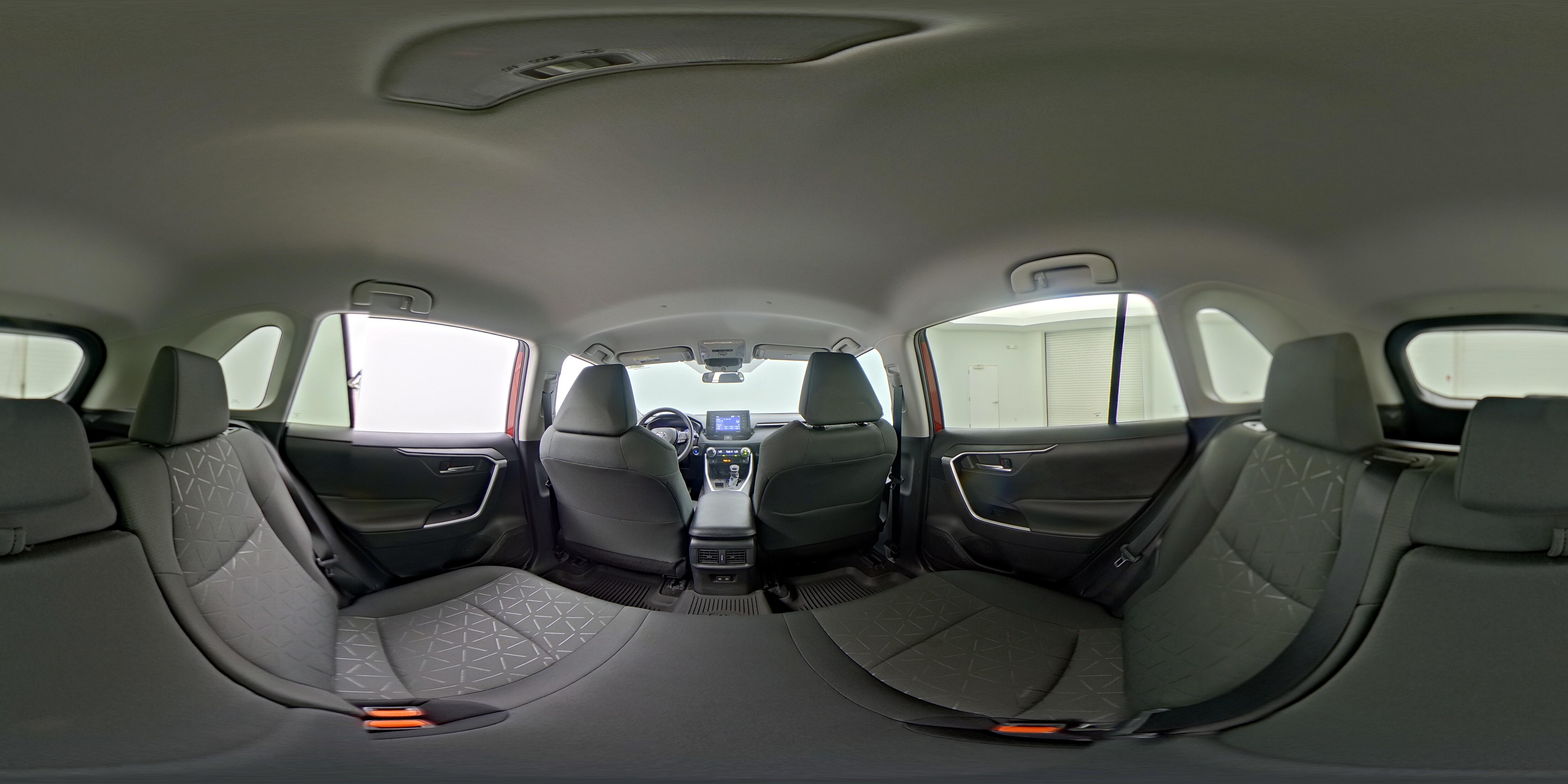 2021 Toyota RAV4 XLE - Photo 25