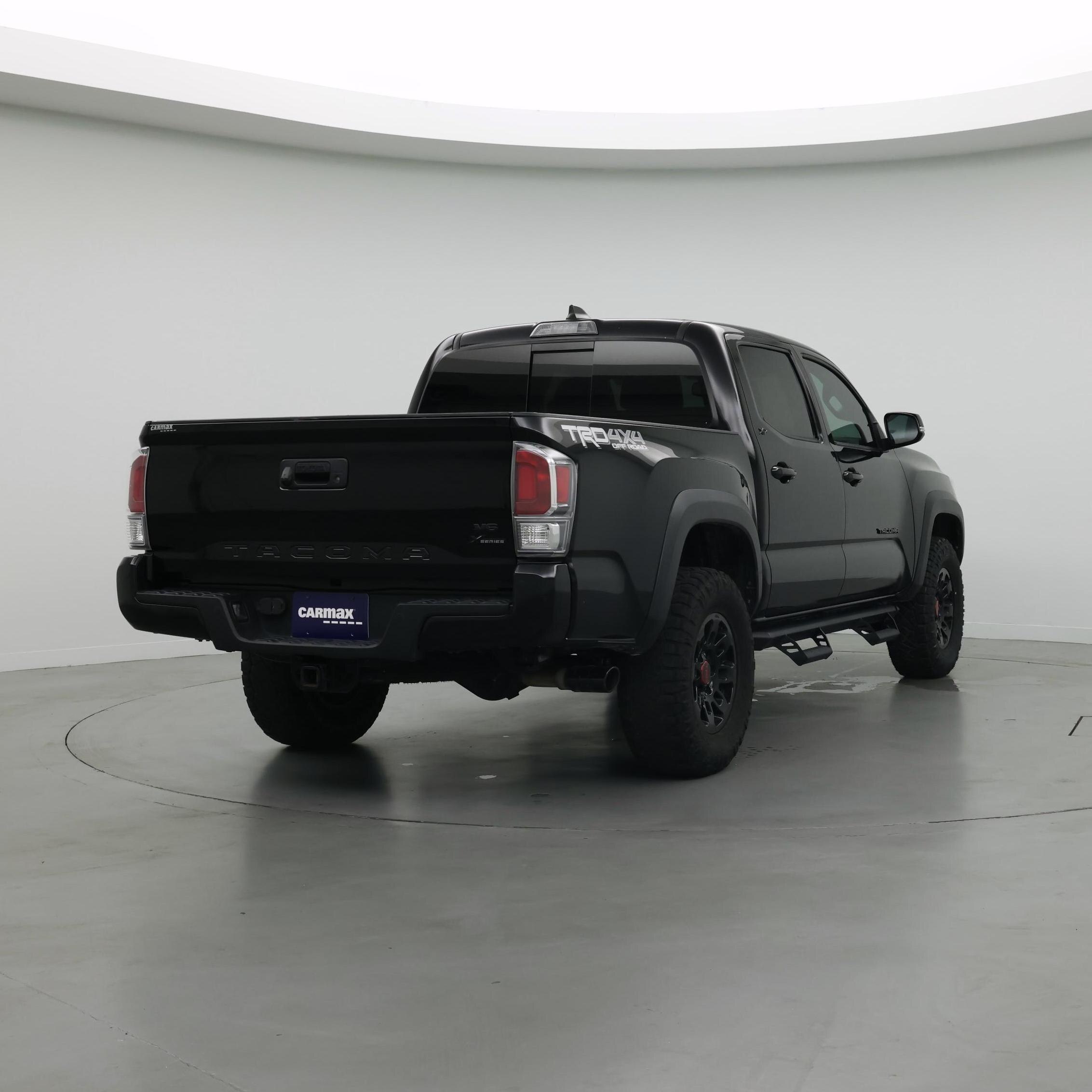 Thumbnail: 2022 Toyota Tacoma - 8