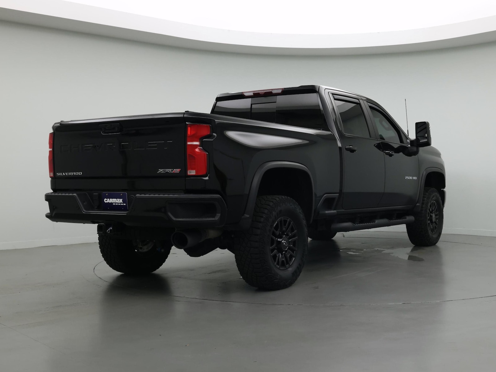 2025 Chevrolet Silverado 2500HD ZR2 - Photo 9