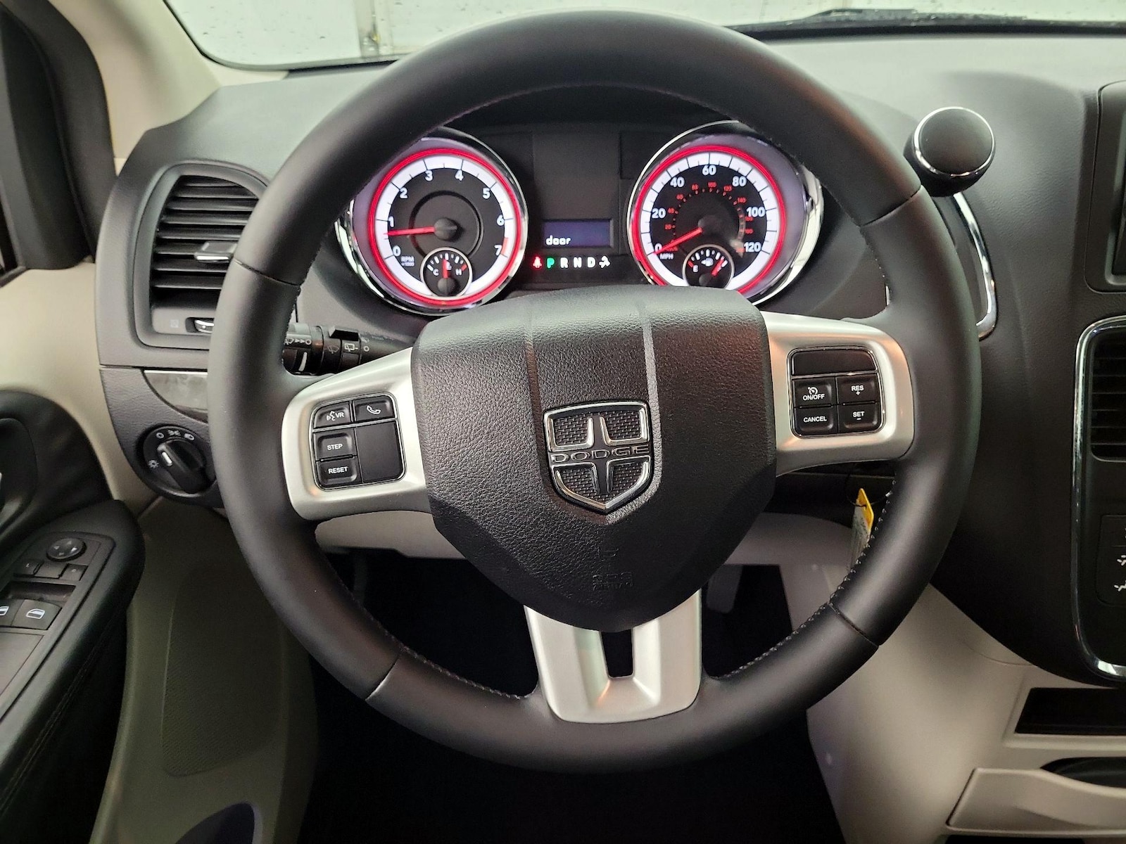 2016 Dodge Grand Caravan American Value Package - Photo 11