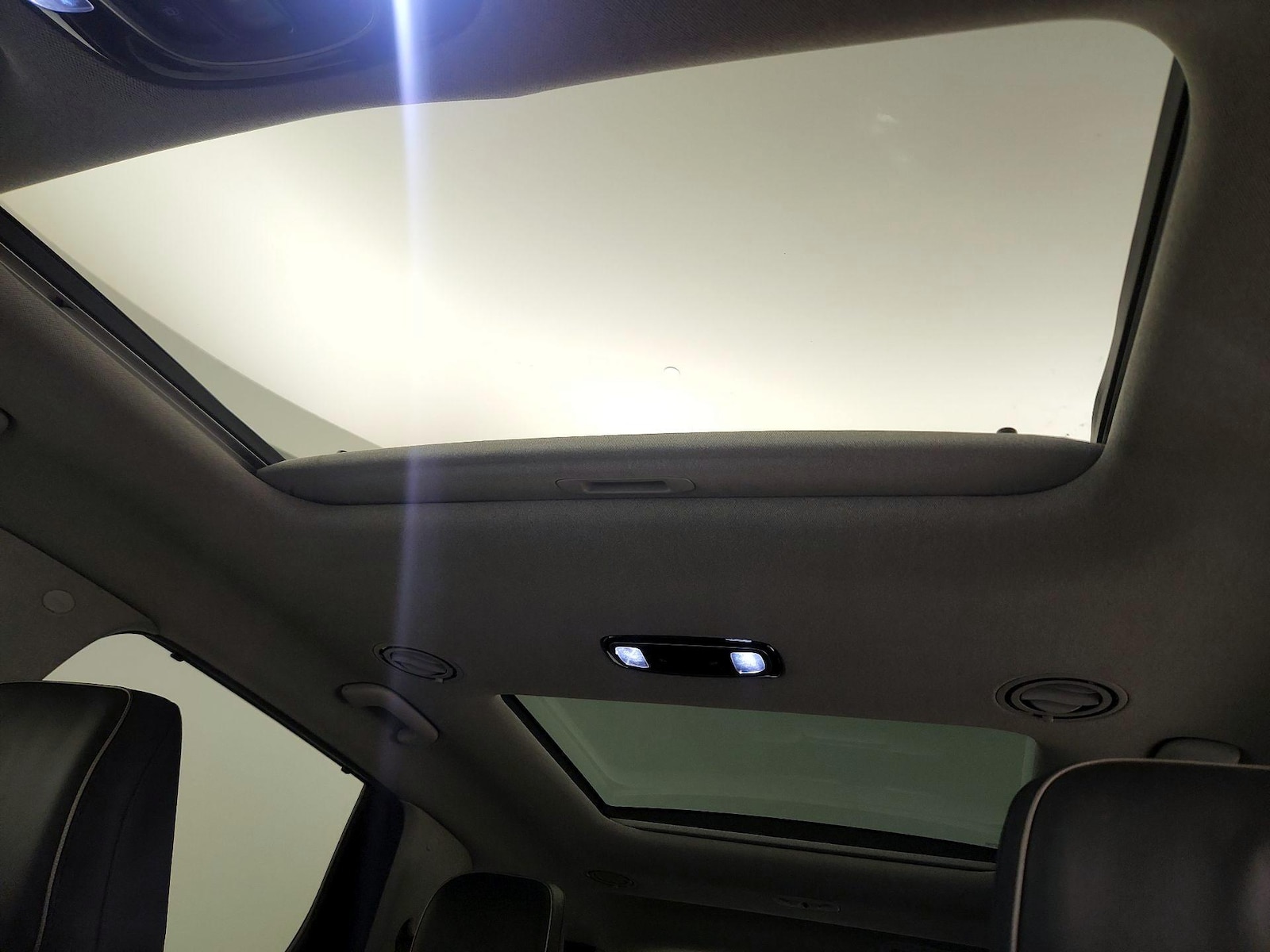 Sunroof(s) & Skylight(s)