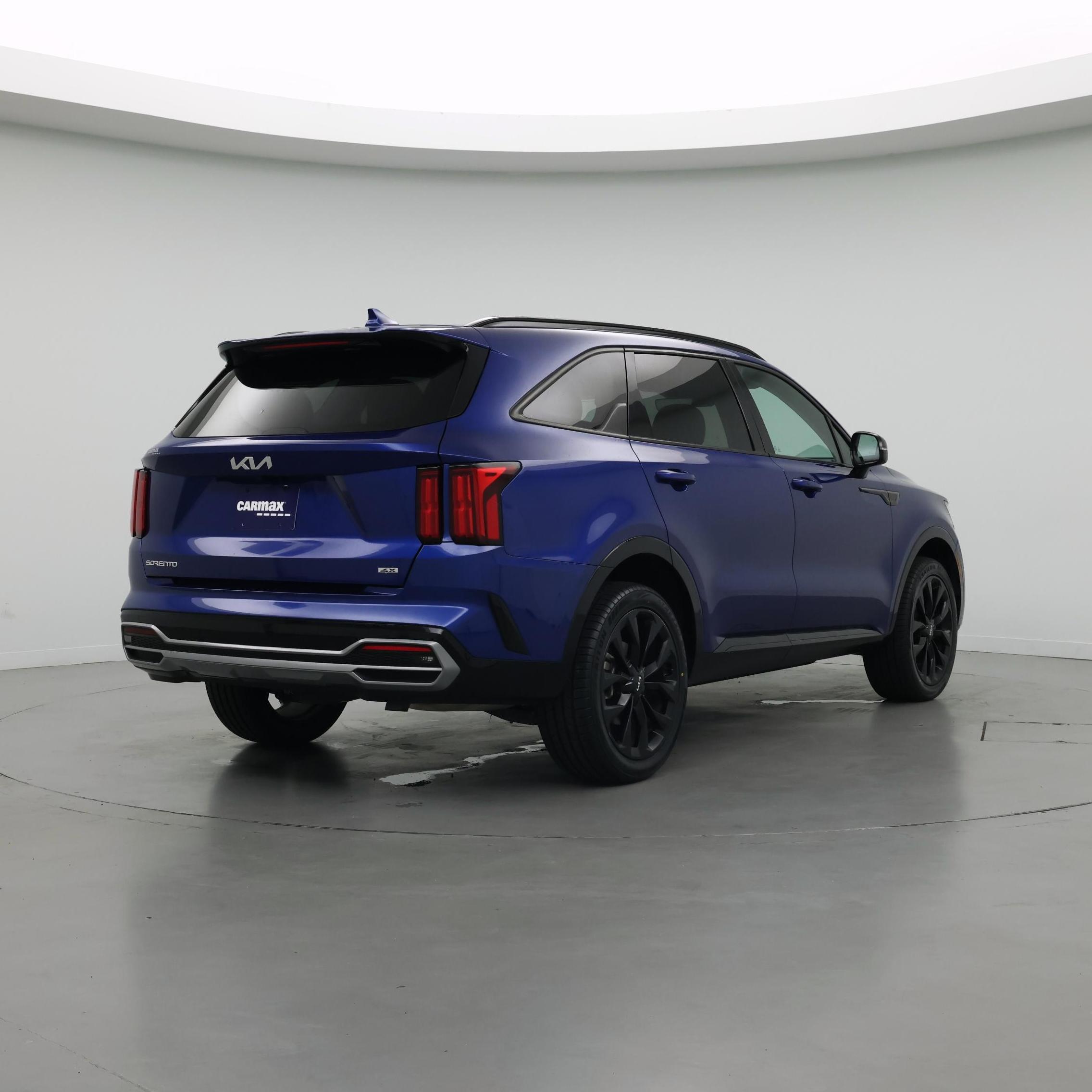 Thumbnail: 2023 Kia Sorento - 8