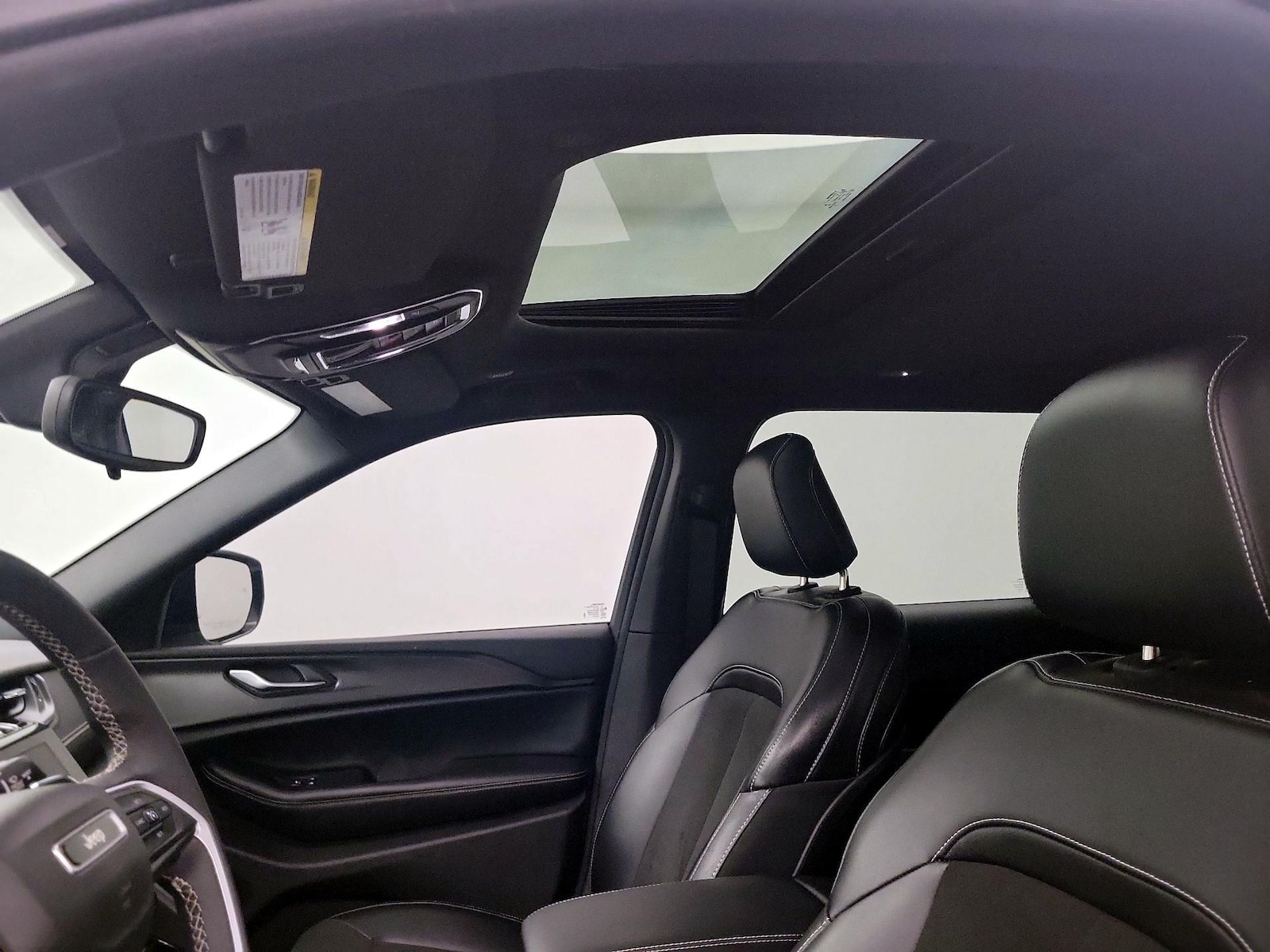 Sunroof(s) & Overhead Airbags