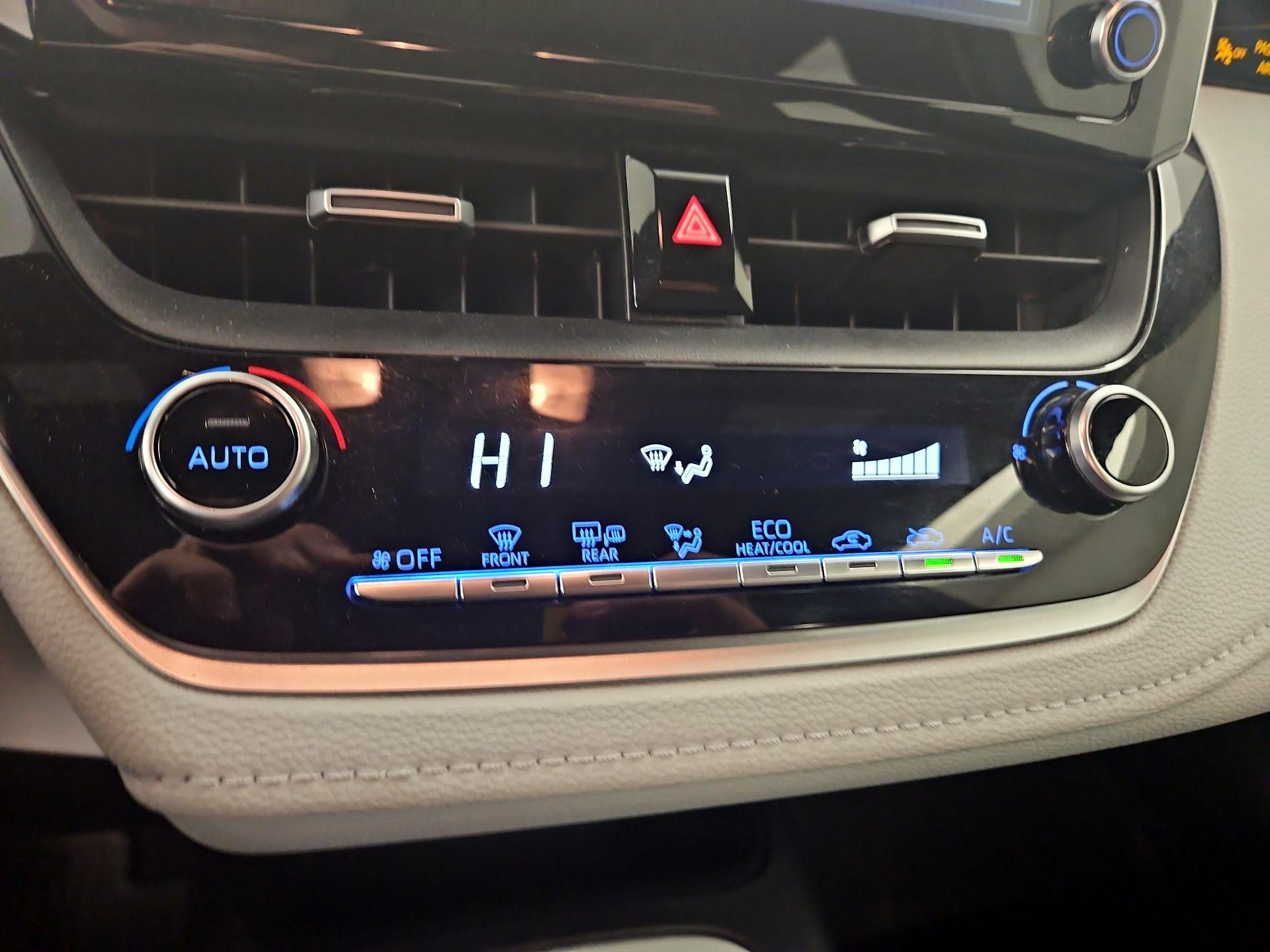 Thumbnail: 2020 Toyota Corolla - 16