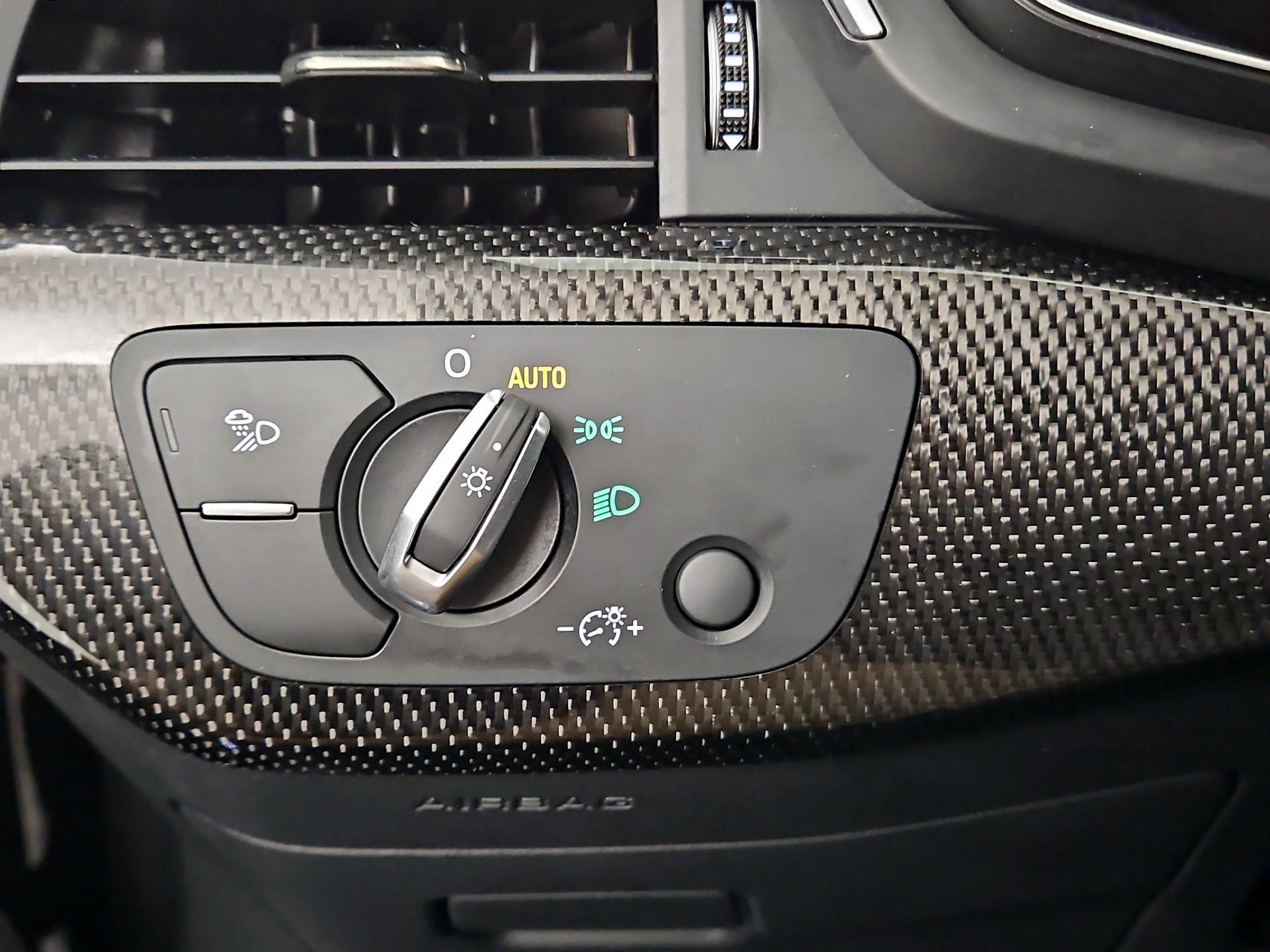 Thumbnail: 2020 Audi S4 - 13