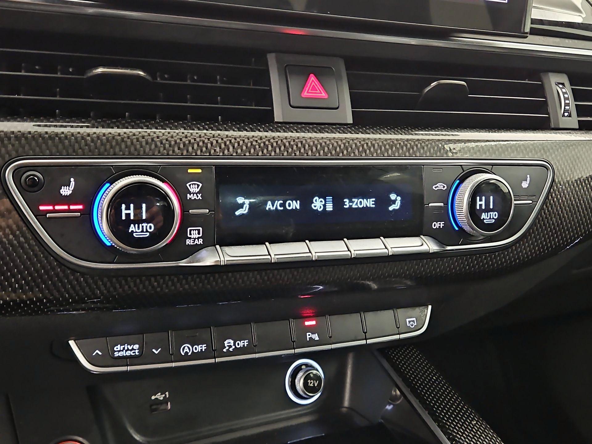 Thumbnail: 2020 Audi S4 - 17