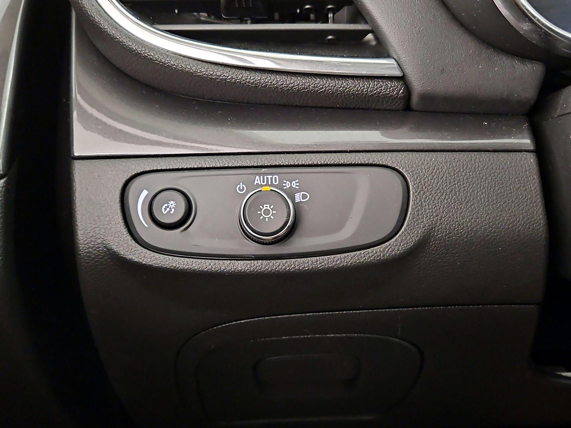 Thumbnail: 2020 Buick Encore - 13